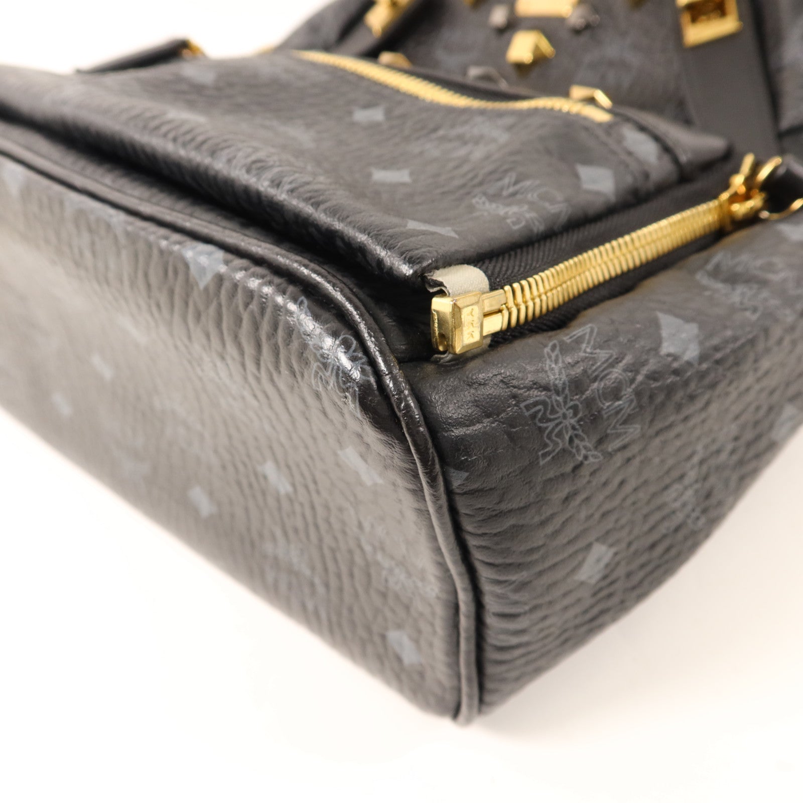 MCM 牛皮皮革Backpack金扣背包