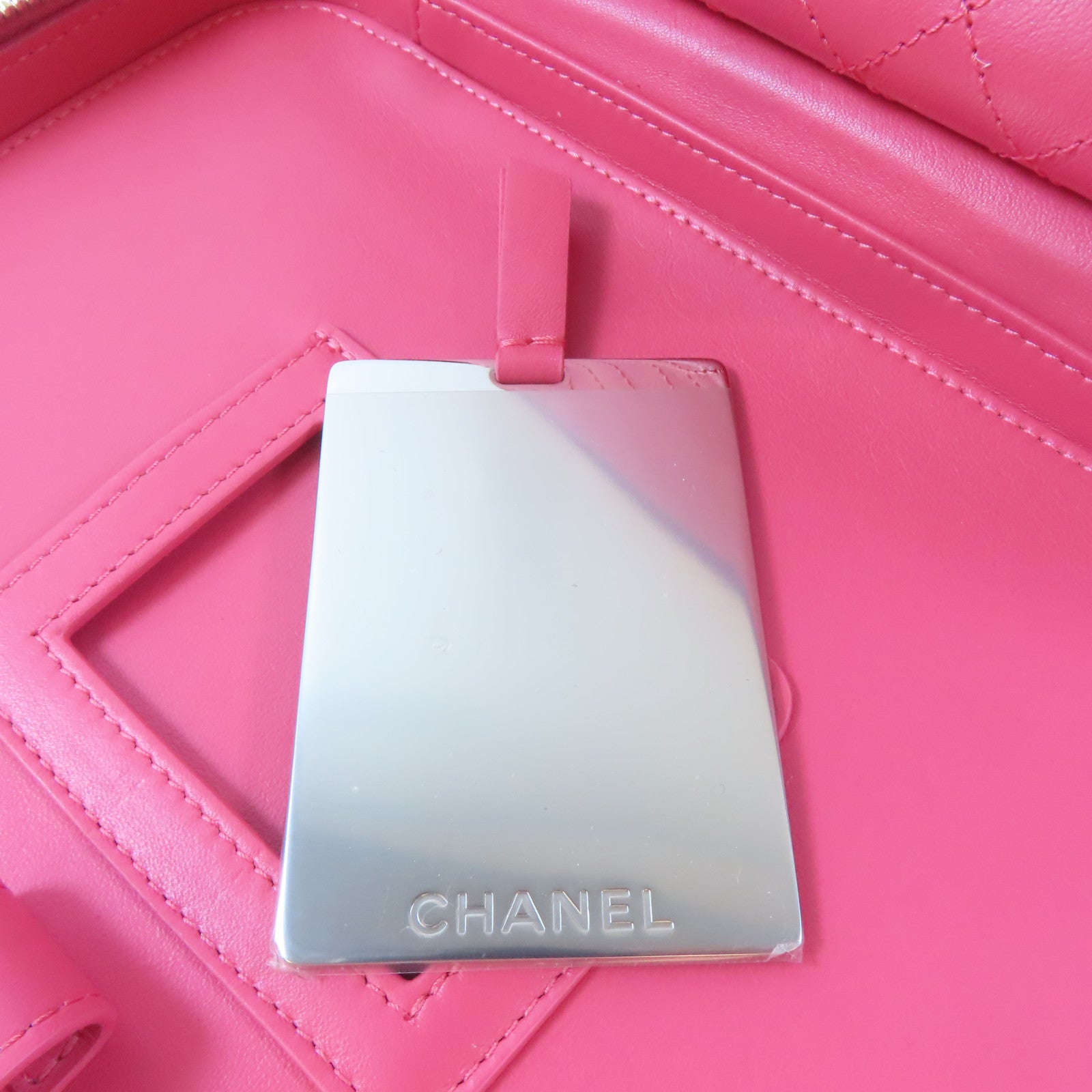 CHANEL 【激減優惠】菱格Caviar皮革Vanity Case金扣手挽肩背兩用袋粉紅色