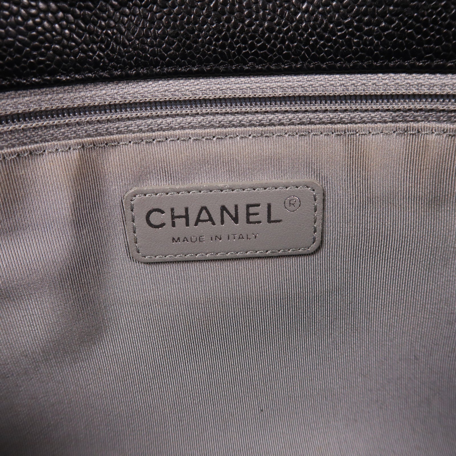 CHANEL 牛皮皮革Shoulder Bag銀扣鏈帶肩背袋