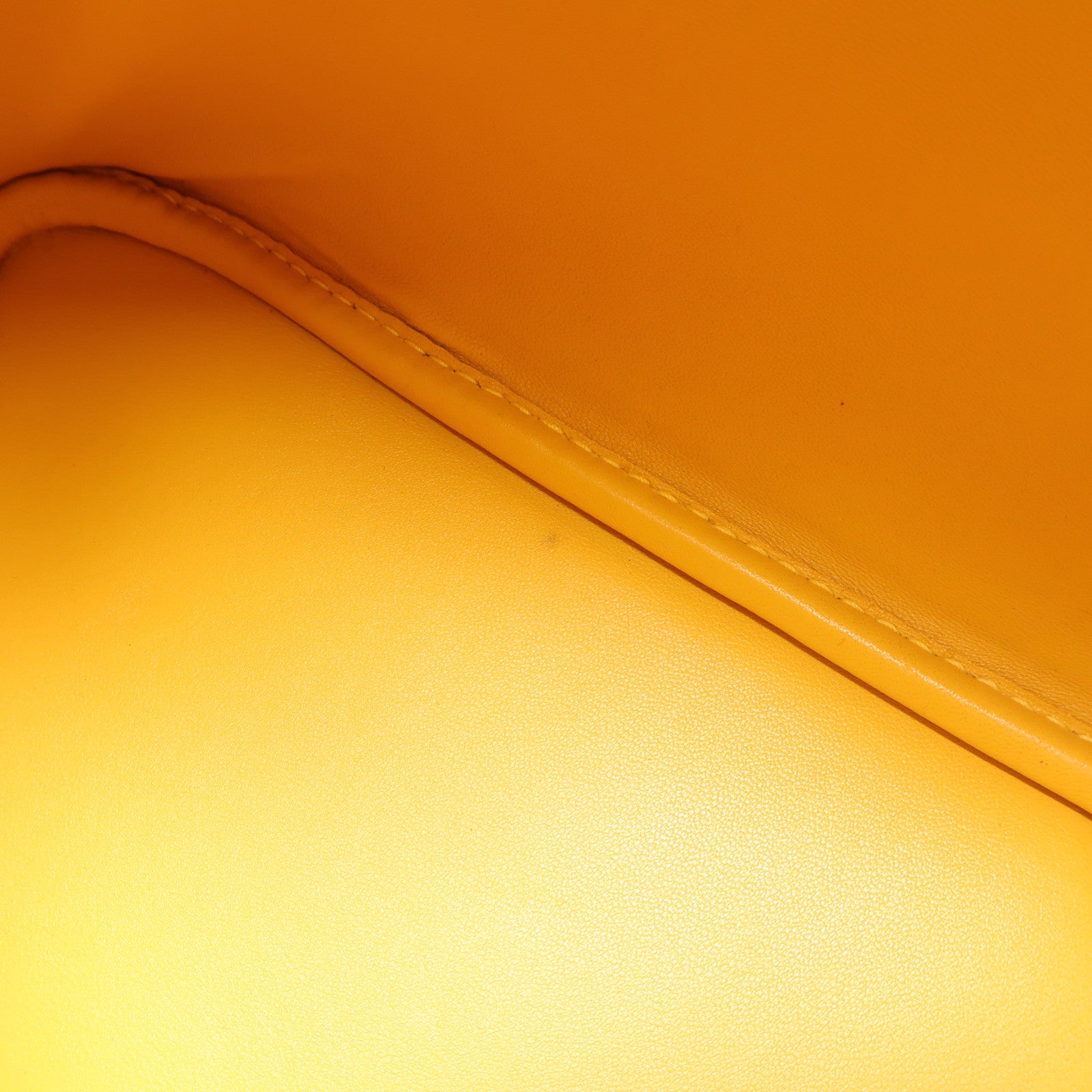 HERMES Epsom皮革Bolide 31銀扣手挽袋Jaune Ambre