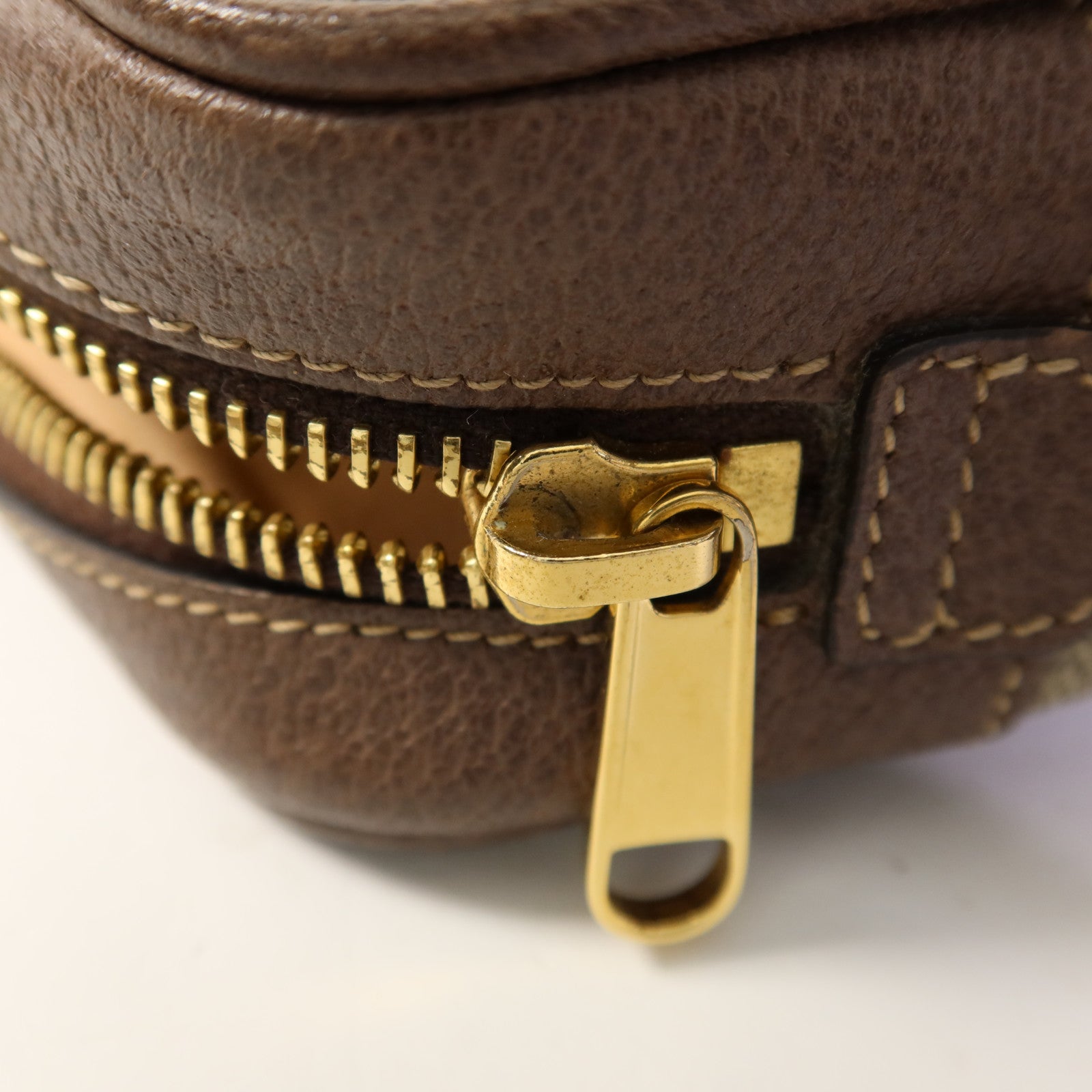 GUCCI 塗層帆布Ophidia GG Supreme Mini Bag金扣肩背袋