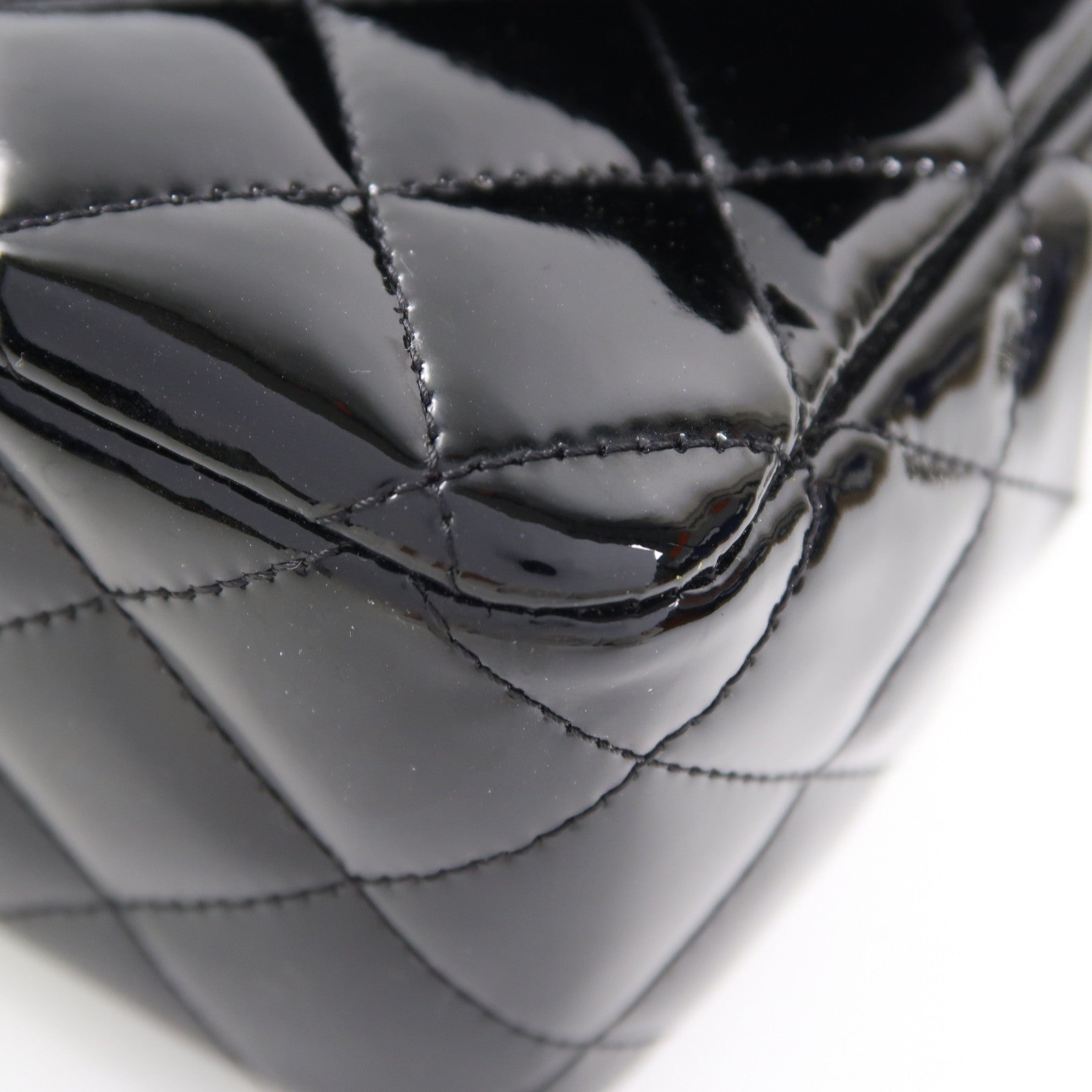 CHANEL 【激減優惠】菱格漆皮皮革Classic Flap 25cm銀扣鏈帶肩背袋黑色