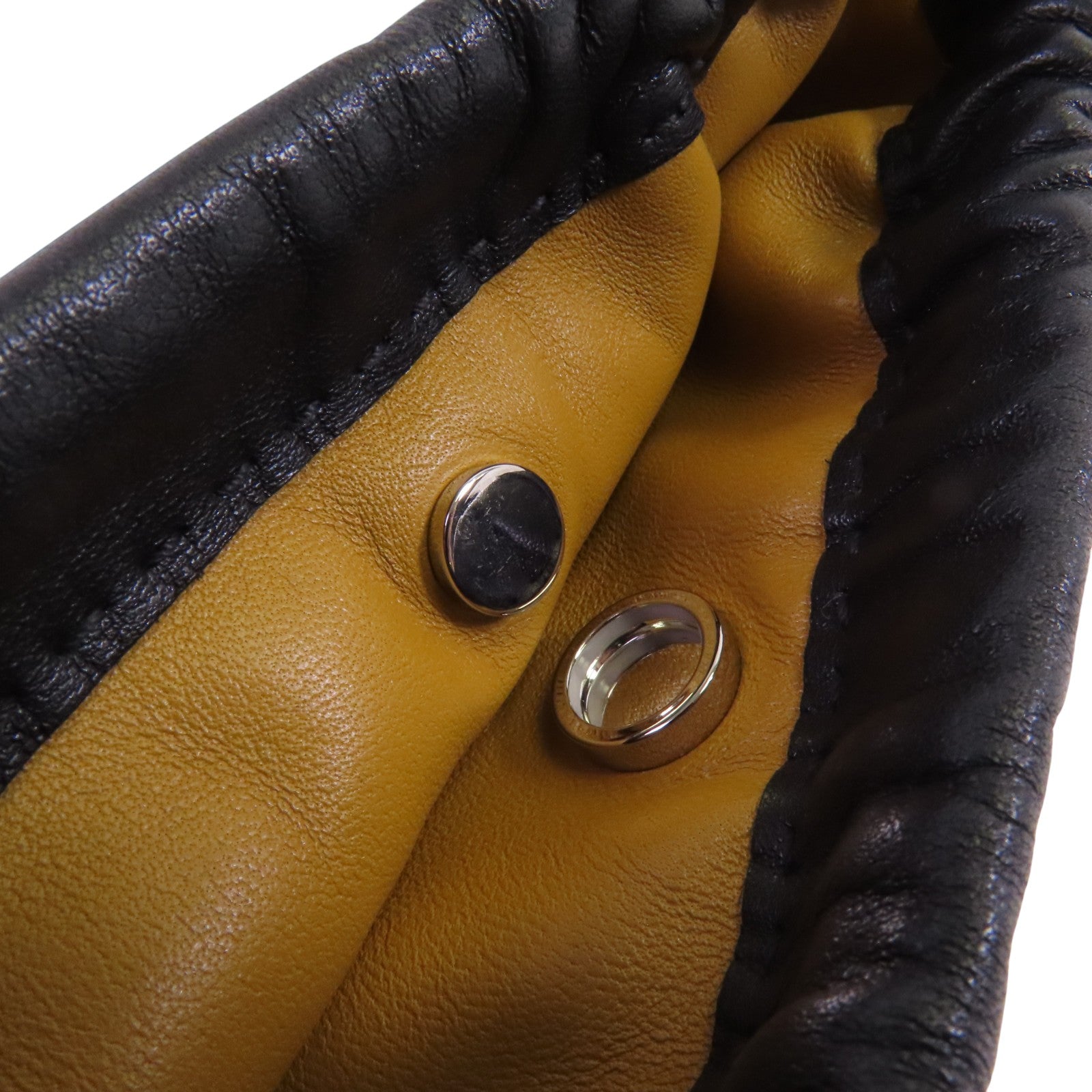 HERMES Swift皮革Pouch手拿包