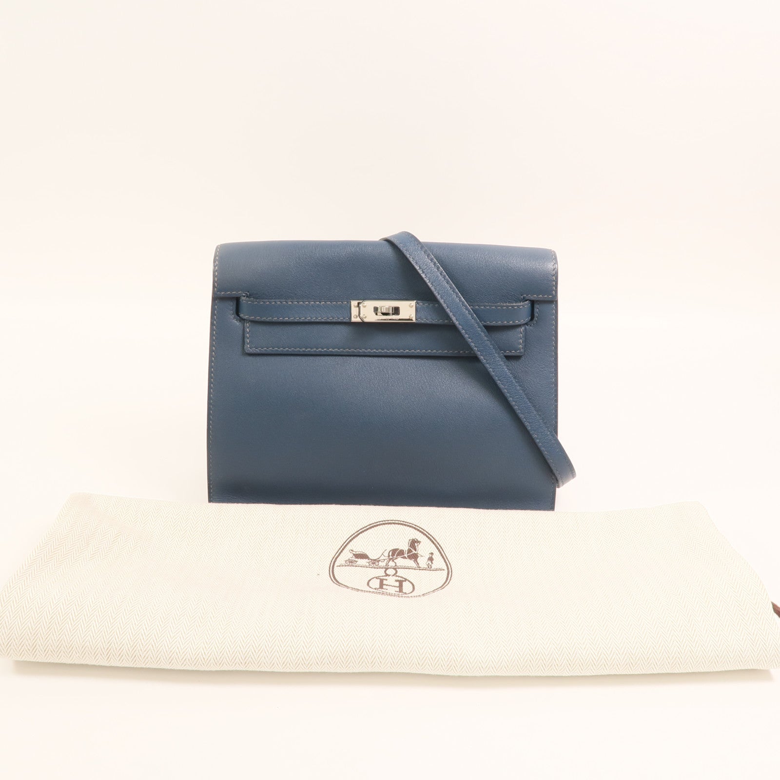 HERMES 【激減優惠】Evercolor皮革Kelly Dance銀扣肩背袋Deep Blue