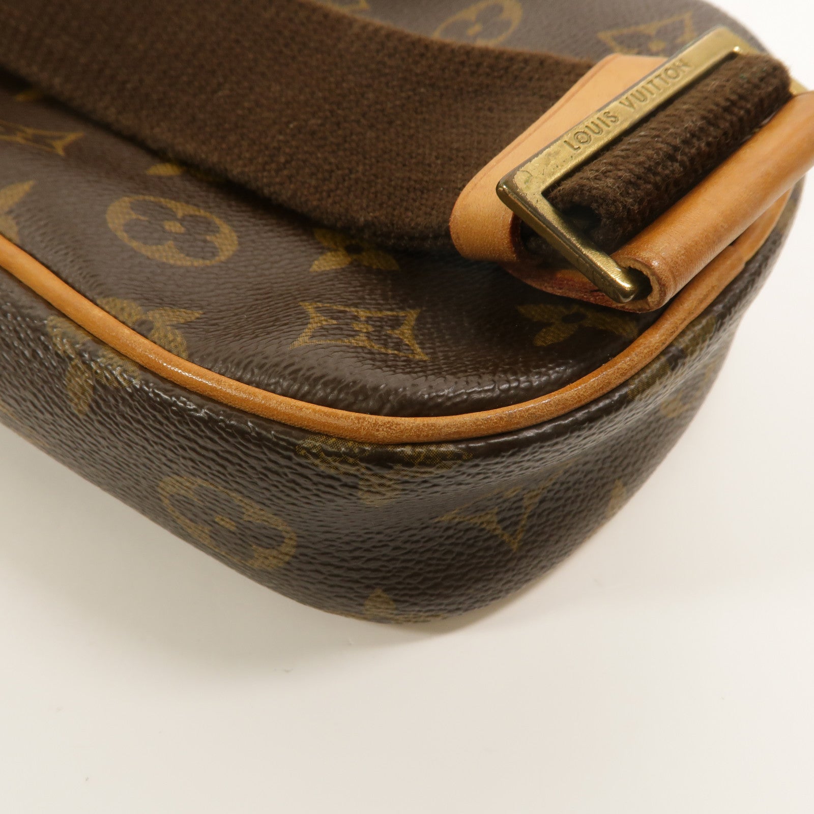 LOUIS VUITTON Monogram Pochette Gange肩背袋