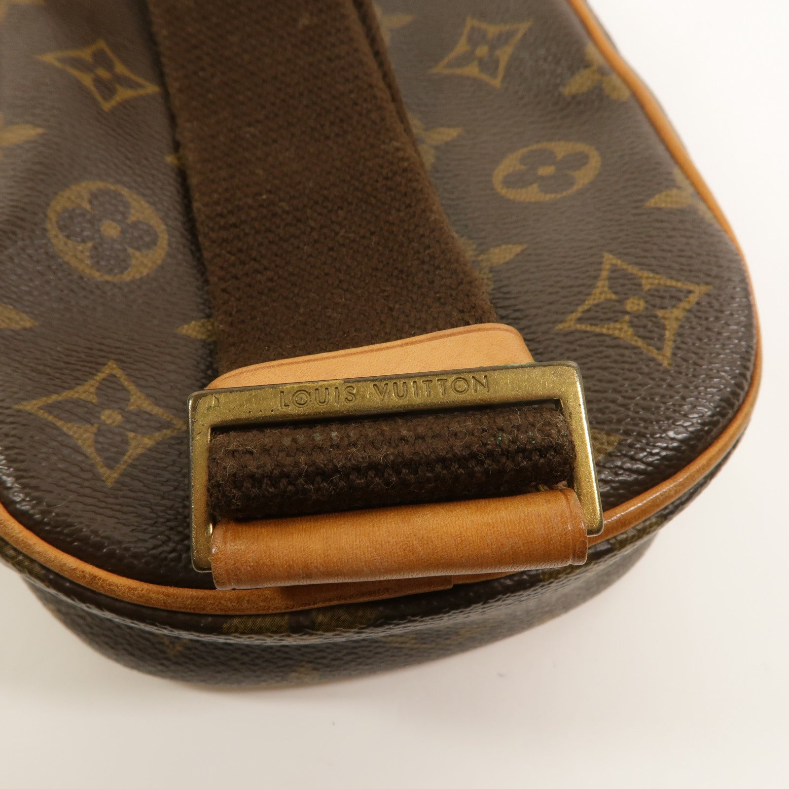 LOUIS VUITTON Monogram Pochette Gange肩背袋