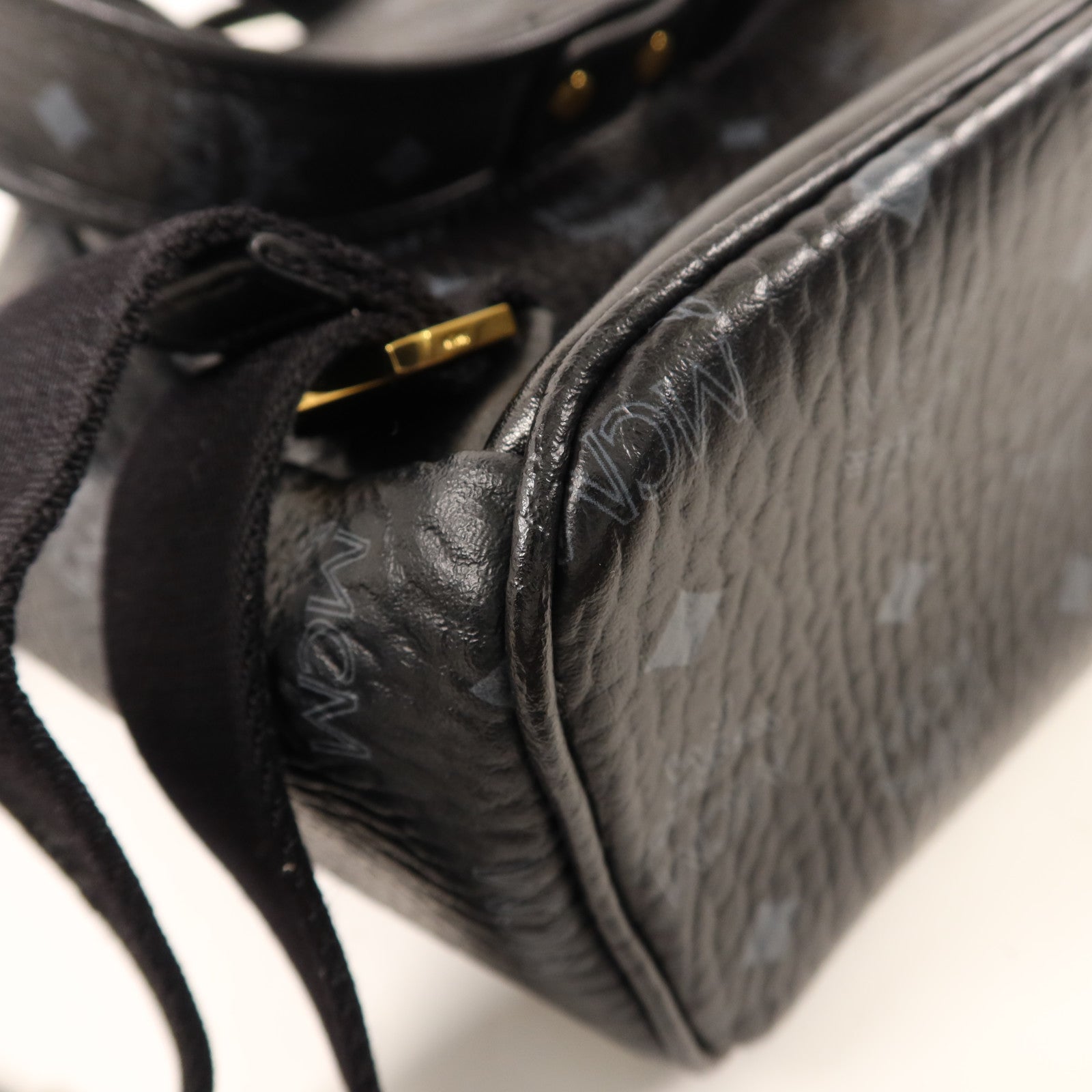 MCM 牛皮皮革Backpack金扣背包