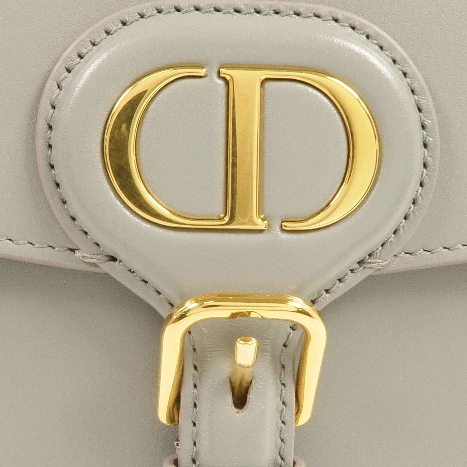 Dior 牛皮皮革Bobby Bag金扣肩背袋