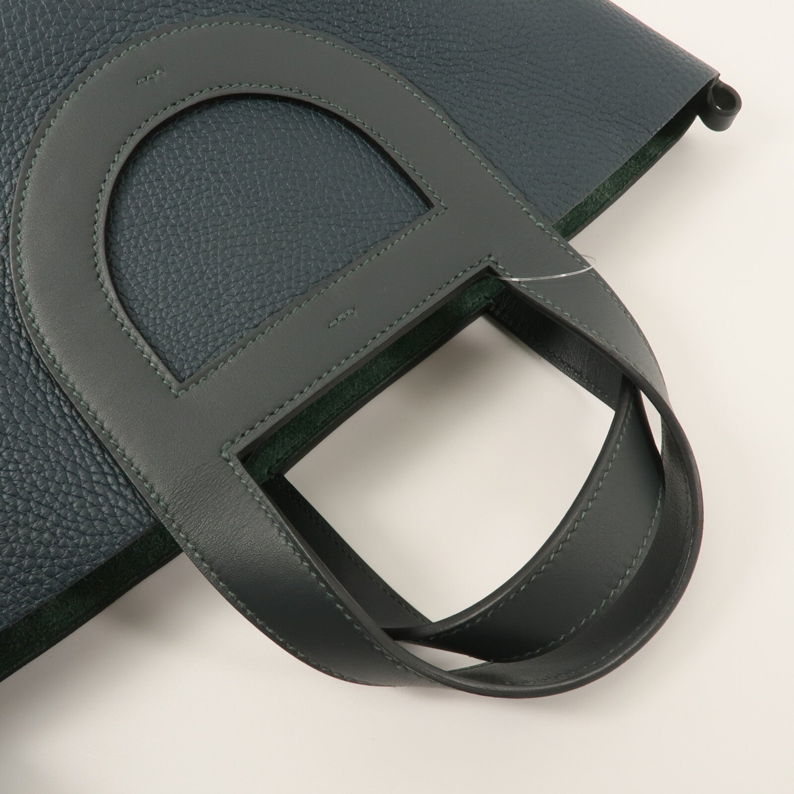 HERMES Clemence皮革In The Loop 23手挽袋Vert Cypres
