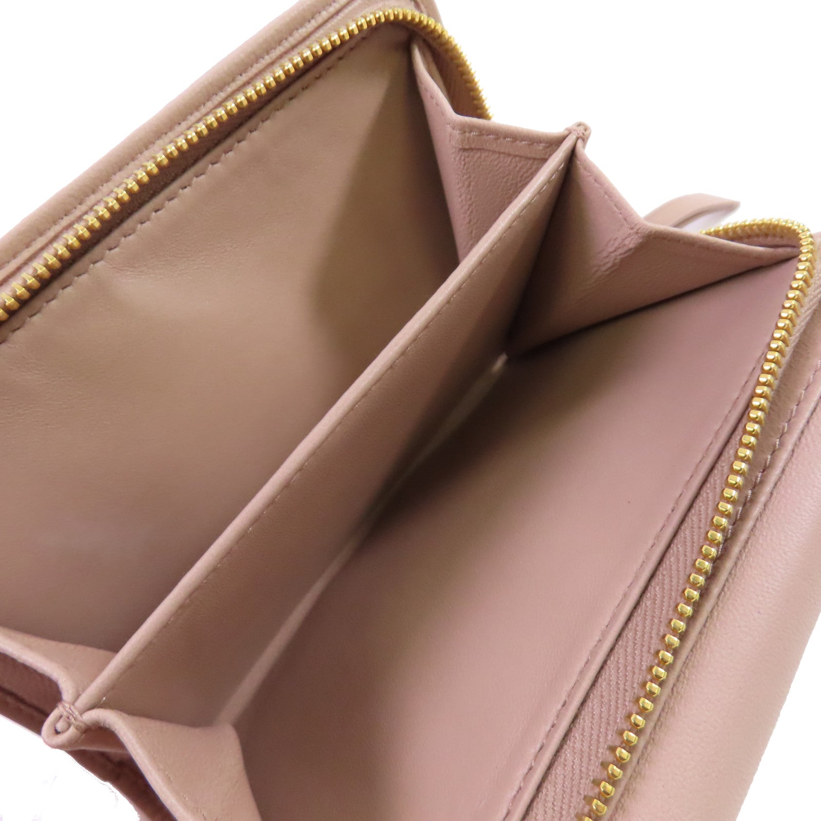Miu Miu 羊皮皮革Middle Wallet金扣短錢包粉紅色