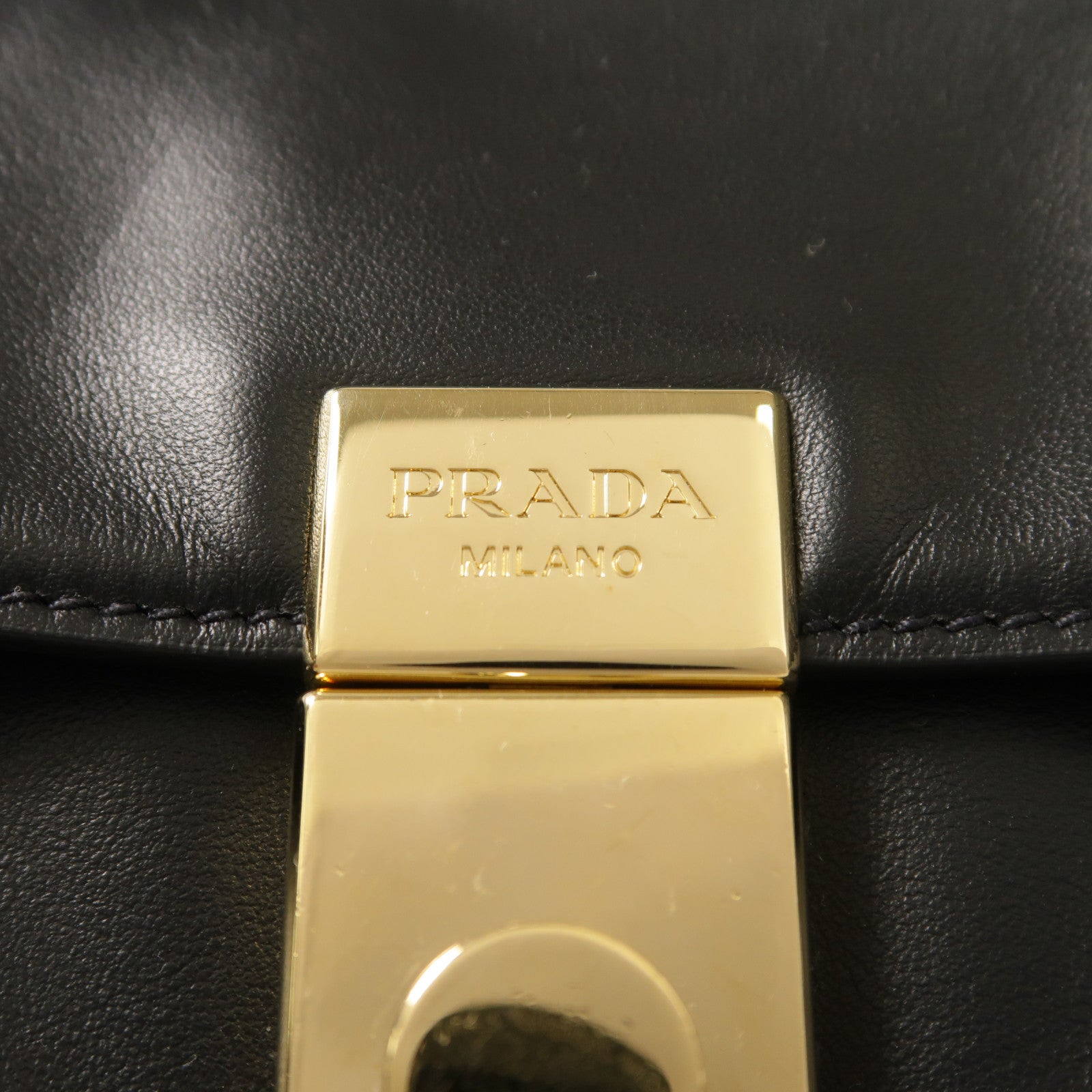 PRADA 【激減優惠】牛皮皮革Soft Sound Large肩背袋