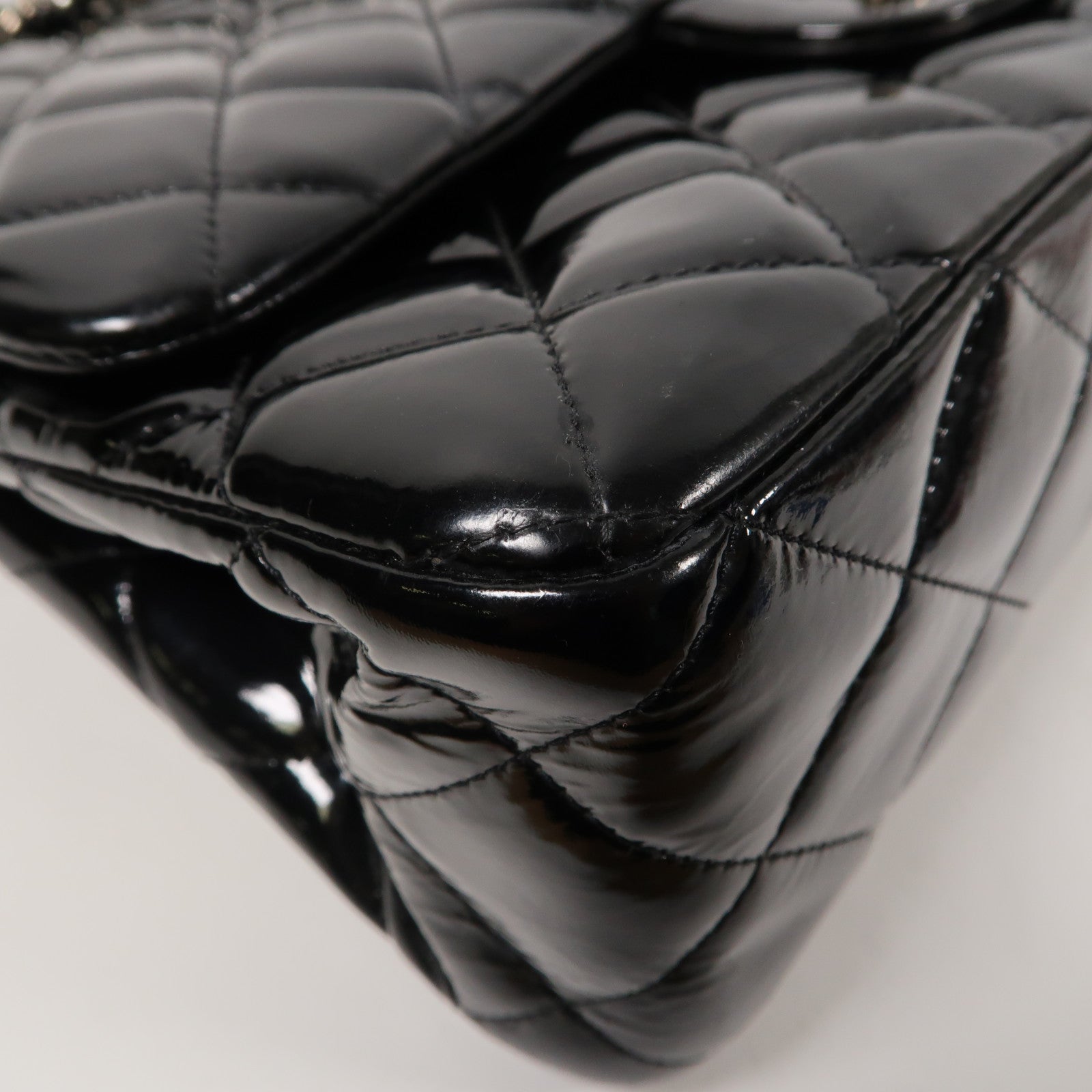 CHANEL 【激減優惠】菱格漆皮皮革Chain Shoulder銀扣鏈帶肩背袋黑色