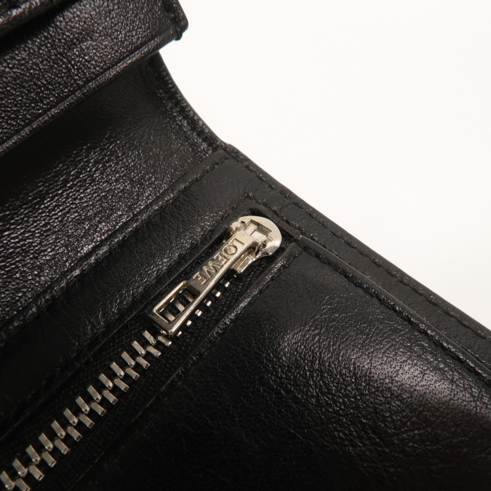 LOEWE 牛皮皮革Large Vertical Wallet長錢包
