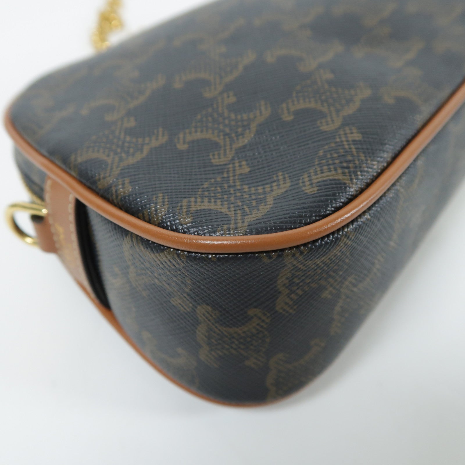 CELINE 塗層帆布Triomphe Shoulder金扣鏈帶肩背袋