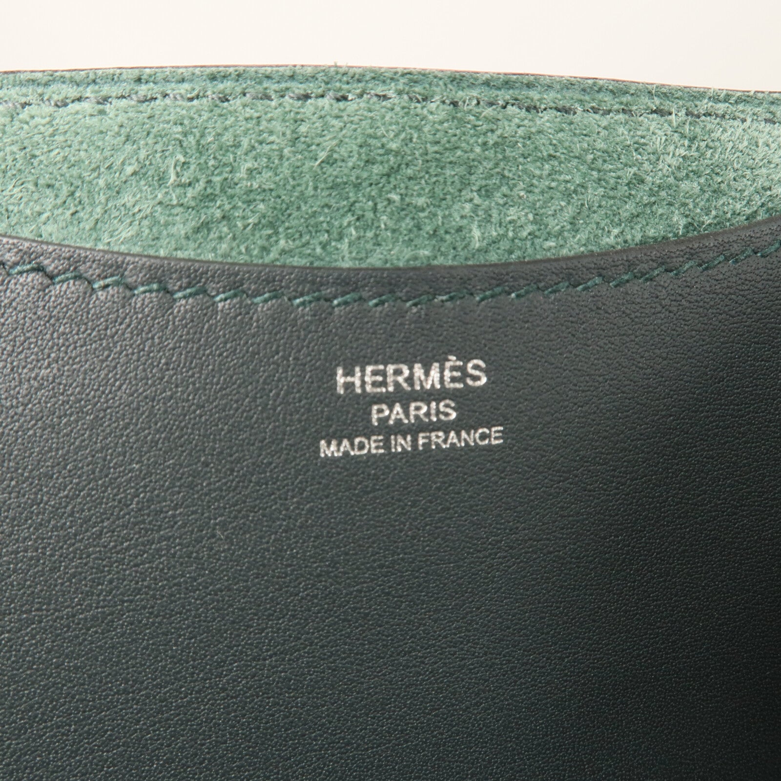 HERMES Clemence皮革In The Loop 23手挽袋Vert Cypres