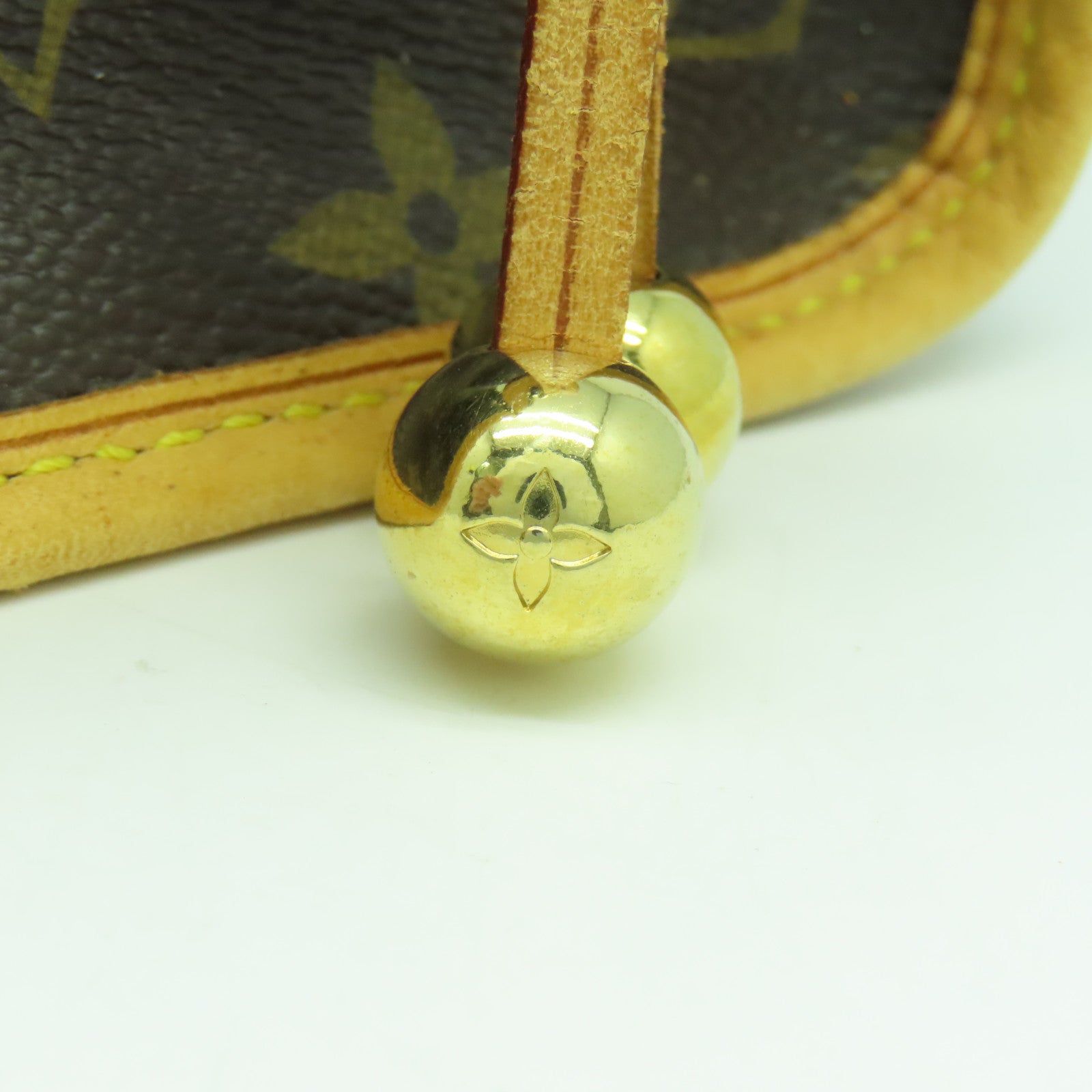 LOUIS VUITTON 【清倉大減價】Monogram Popincourt金扣手挽袋啡色