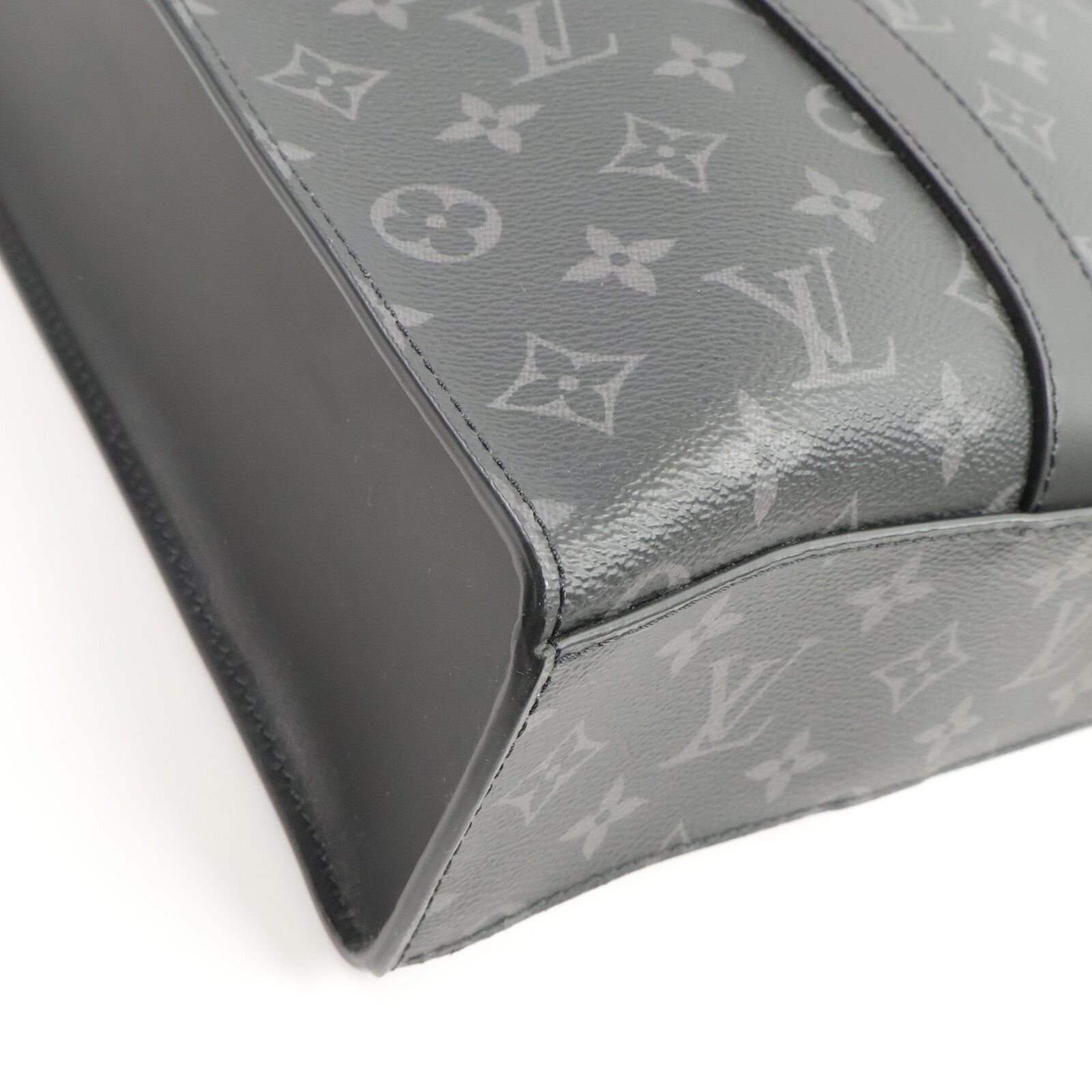 LOUIS VUITTON Monogram Eclipse Sac Plat Cross手挽肩背兩用袋