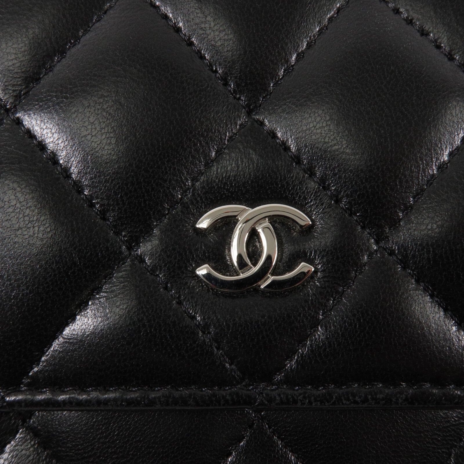 CHANEL 羊皮皮革WOC Wallet On Chain鏈帶肩背袋