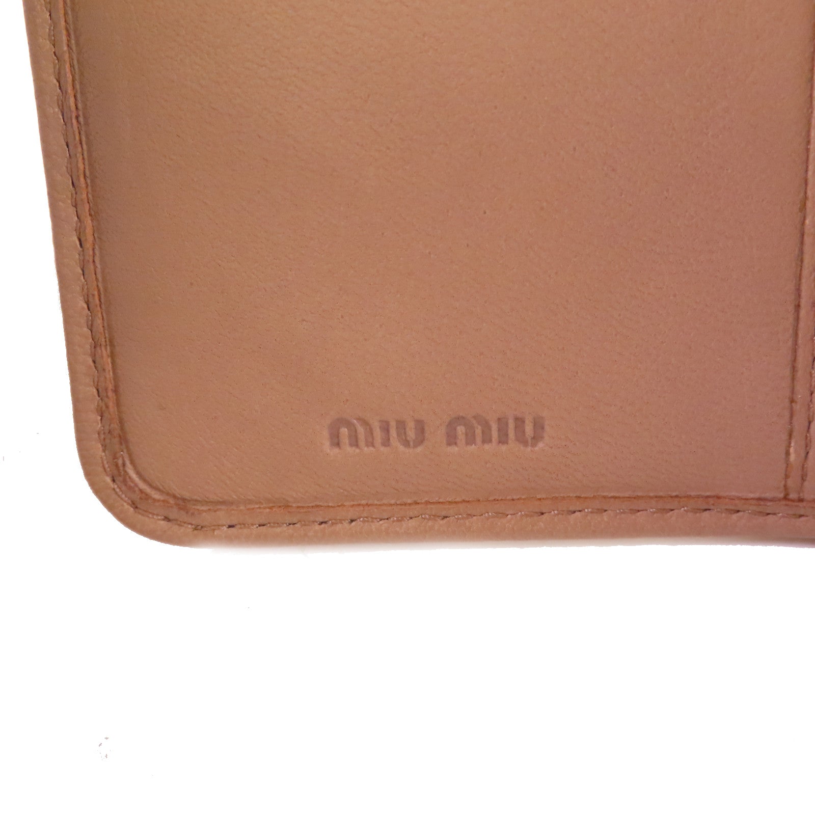 Miu Miu 羊皮皮革Middle Wallet金扣短錢包粉紅色