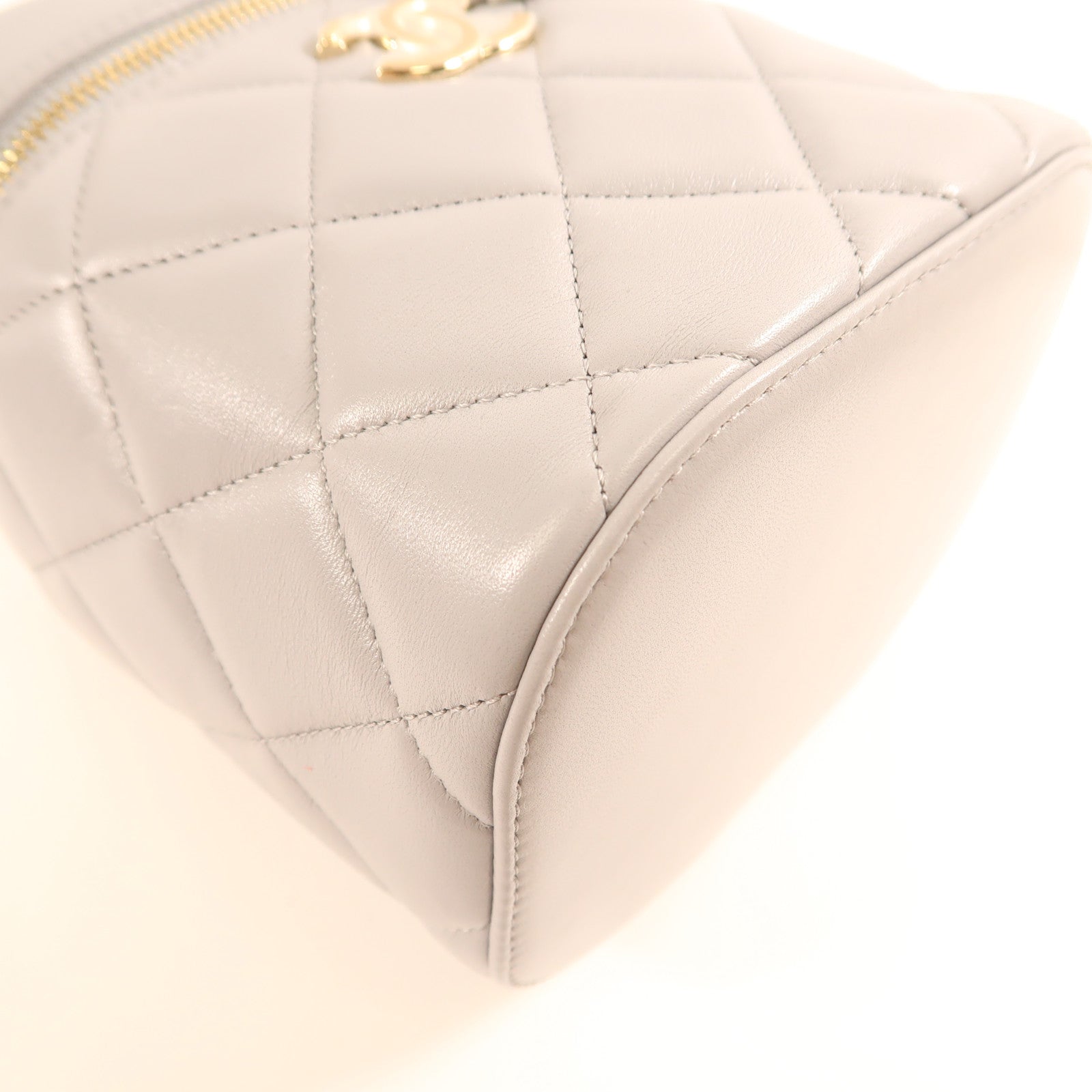 CHANEL 羊皮皮革Vanity Bag金扣鏈帶手挽肩背兩用袋
