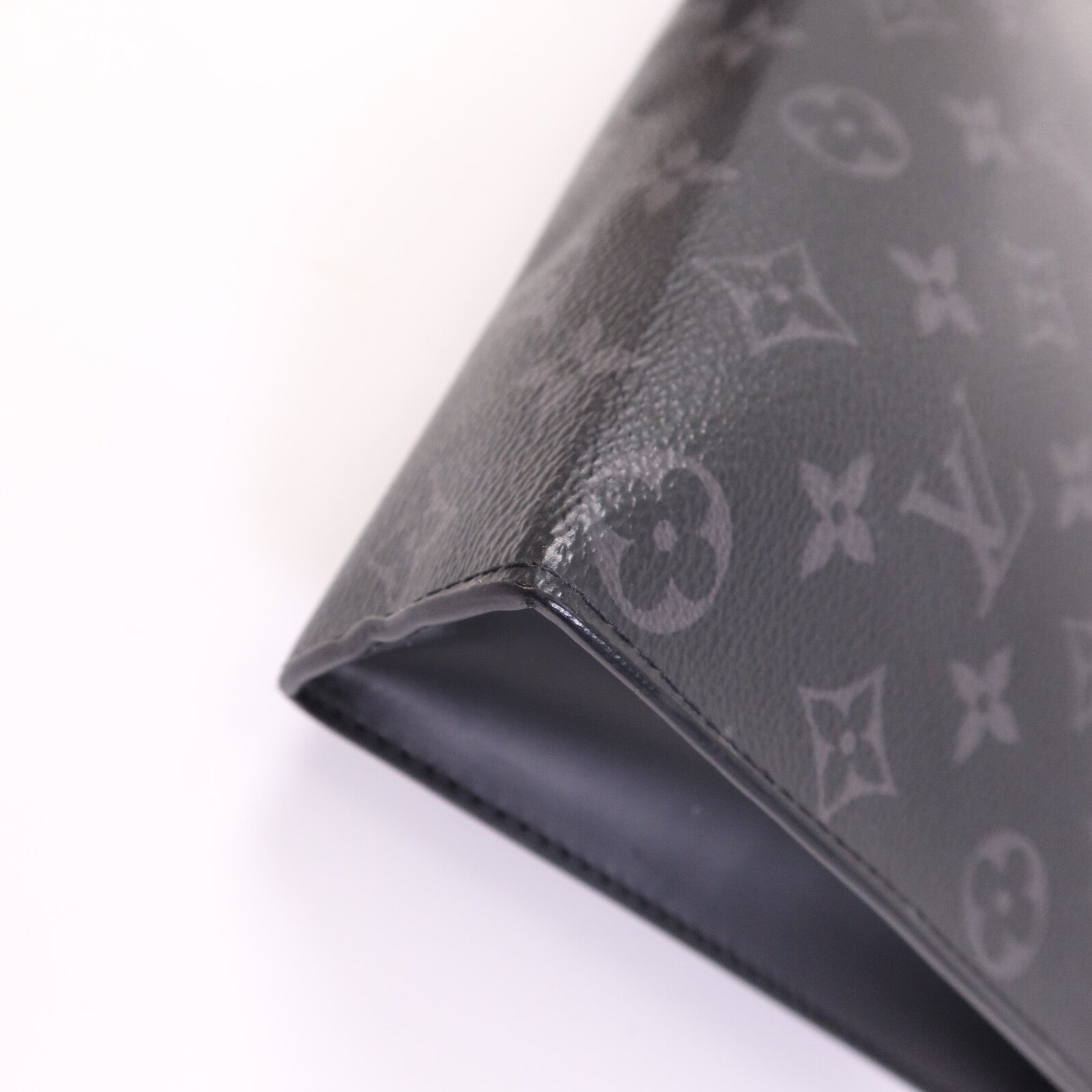 LOUIS VUITTON Monogram Eclipse Pochette Voyage MM銀扣手拿包