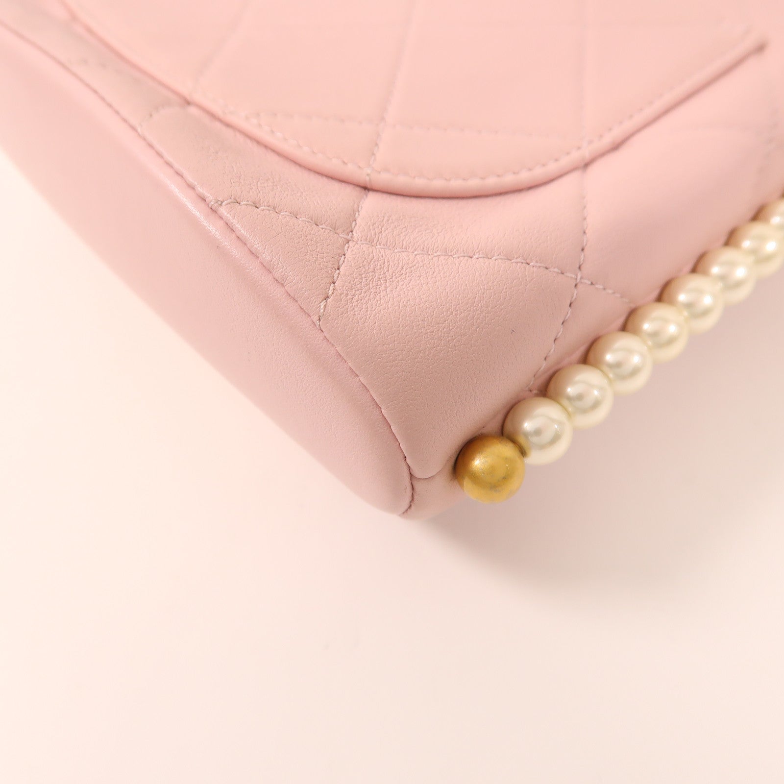 CHANEL 羊皮皮革Chain Shoulder金扣鏈帶肩背袋