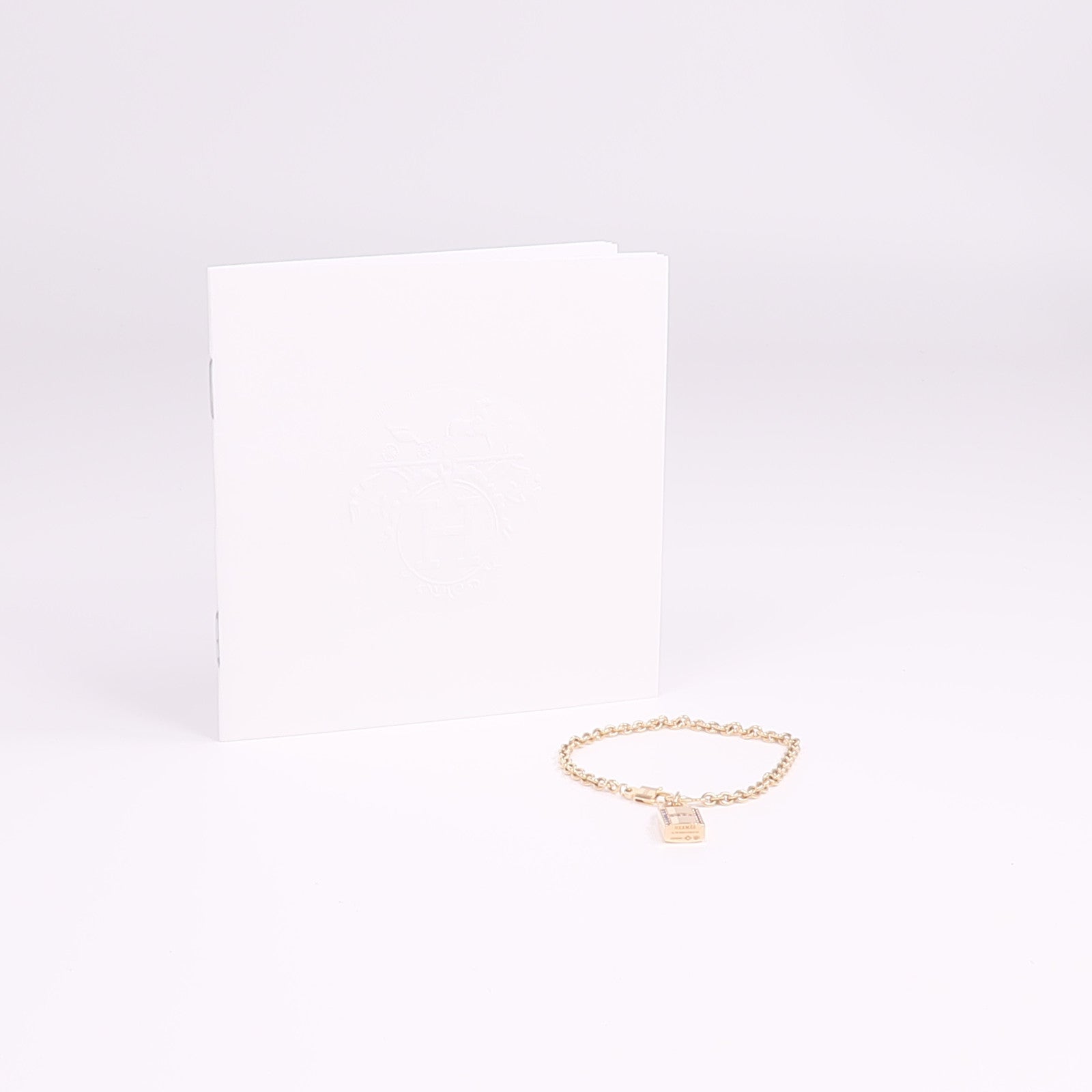HERMES 18K玫瑰金/藍寶石Amulettes Cadenas Bracelet手鏈