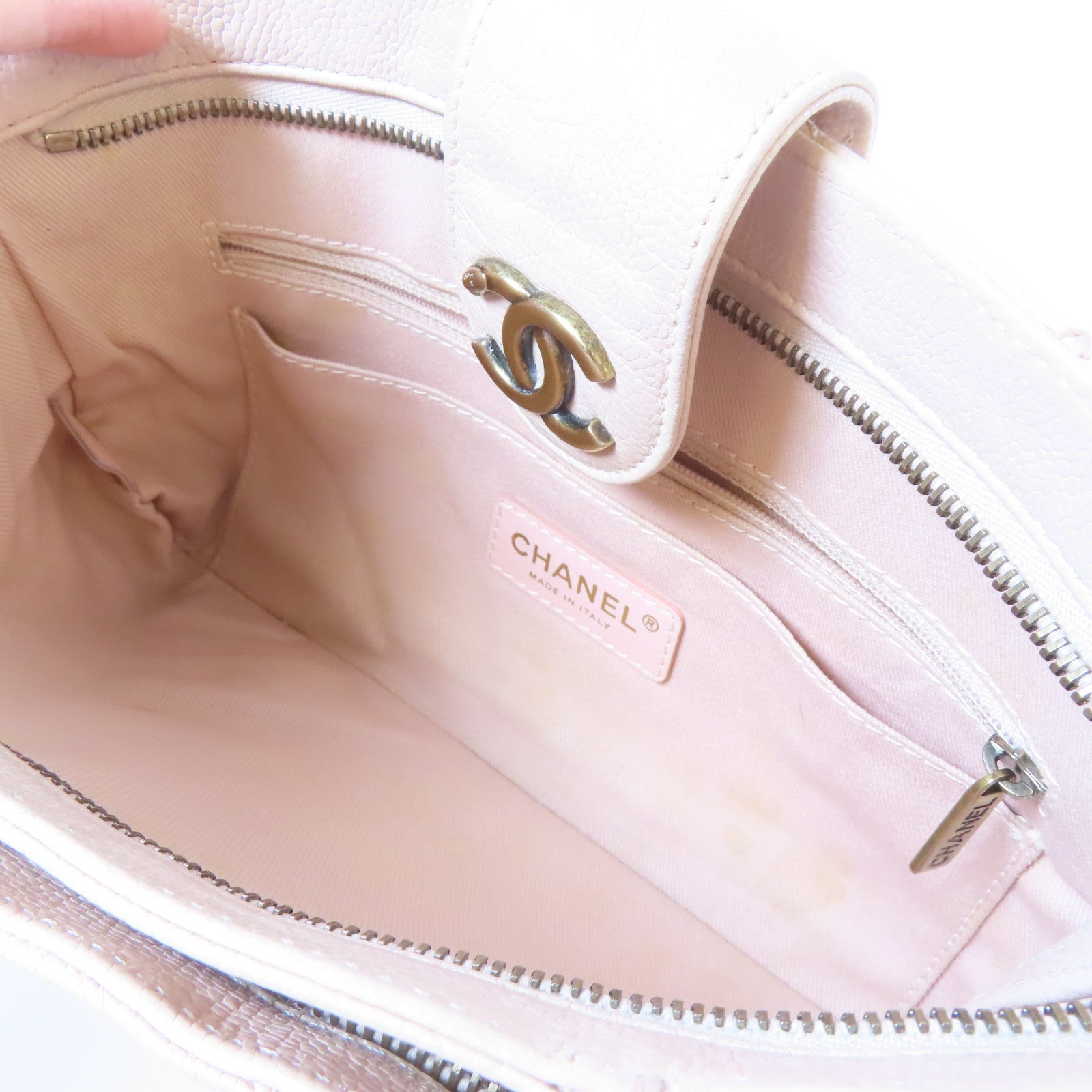 CHANEL 【激減優惠】菱格牛皮皮革Pouch金扣手拿包粉紅色