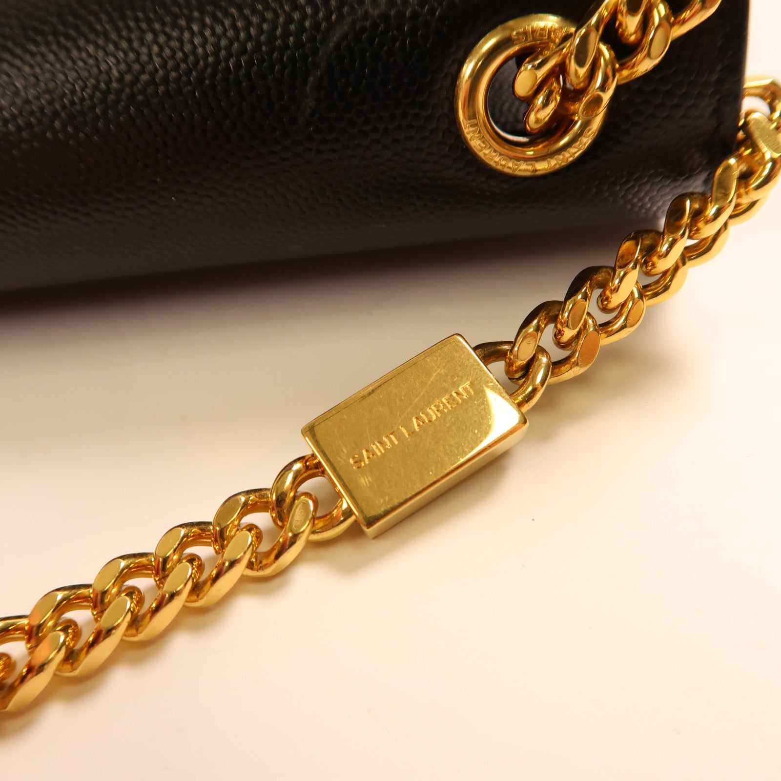 SAINT LAURENT 牛皮皮革Shoulder Bag金扣肩背袋