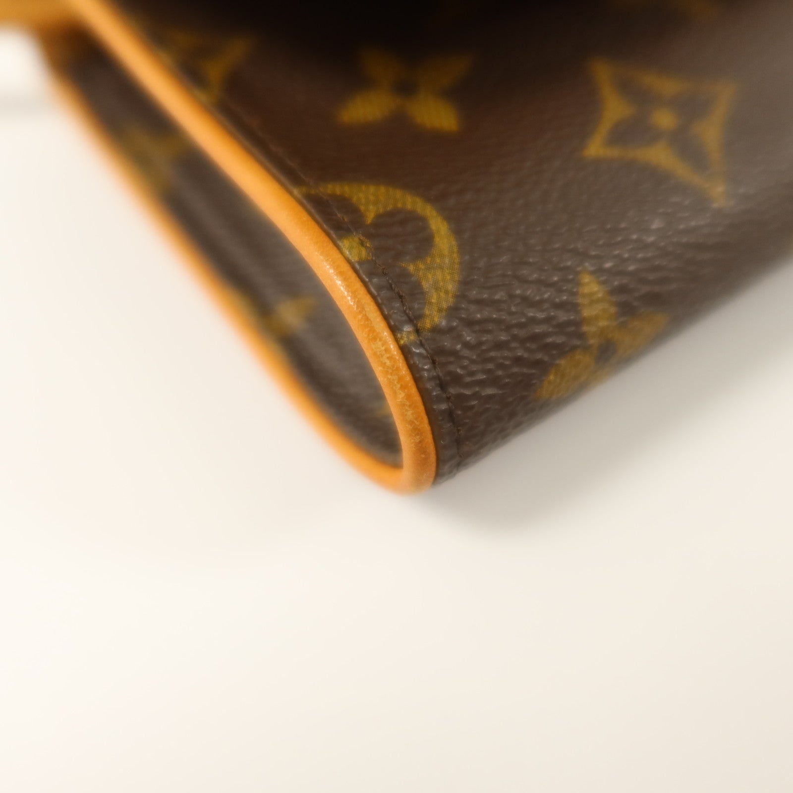LOUIS VUITTON Monogram Pochette Twin GM金扣肩背袋