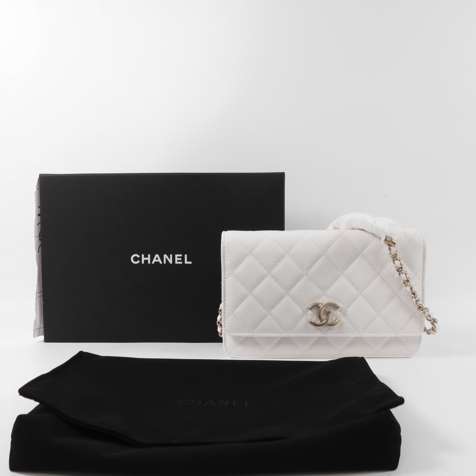 CHANEL 牛皮皮革WOC Wallet On Chain金扣鏈帶肩背袋