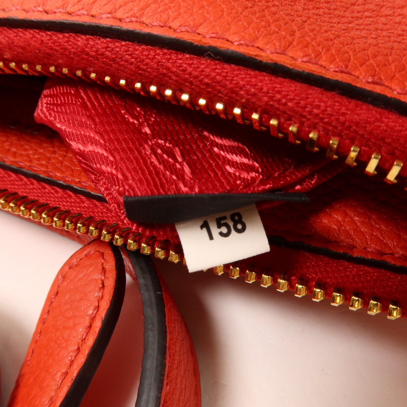 PRADA 牛皮皮革Shoulder Bag肩背袋