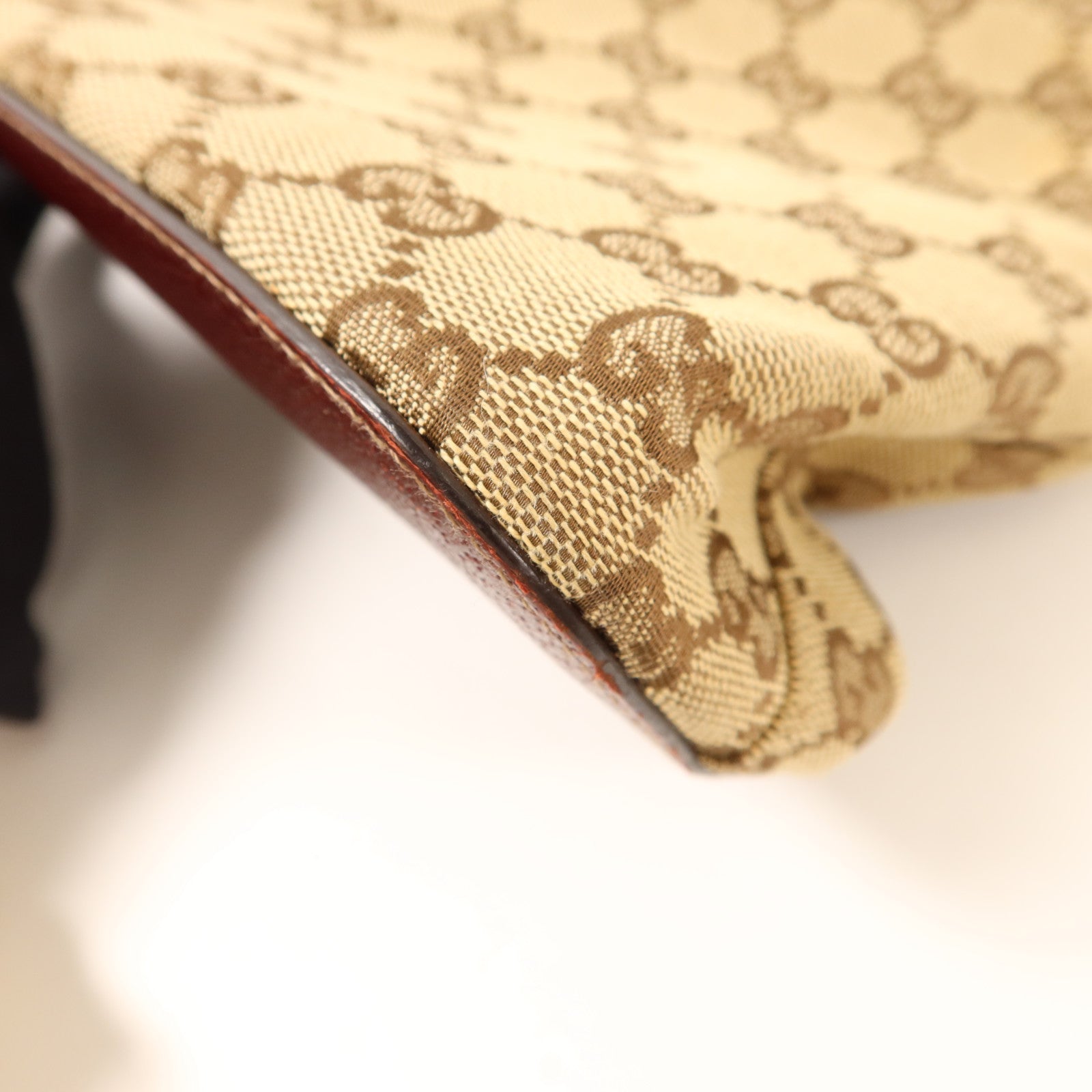 GUCCI 帆布Shoulder Bag金扣肩背袋