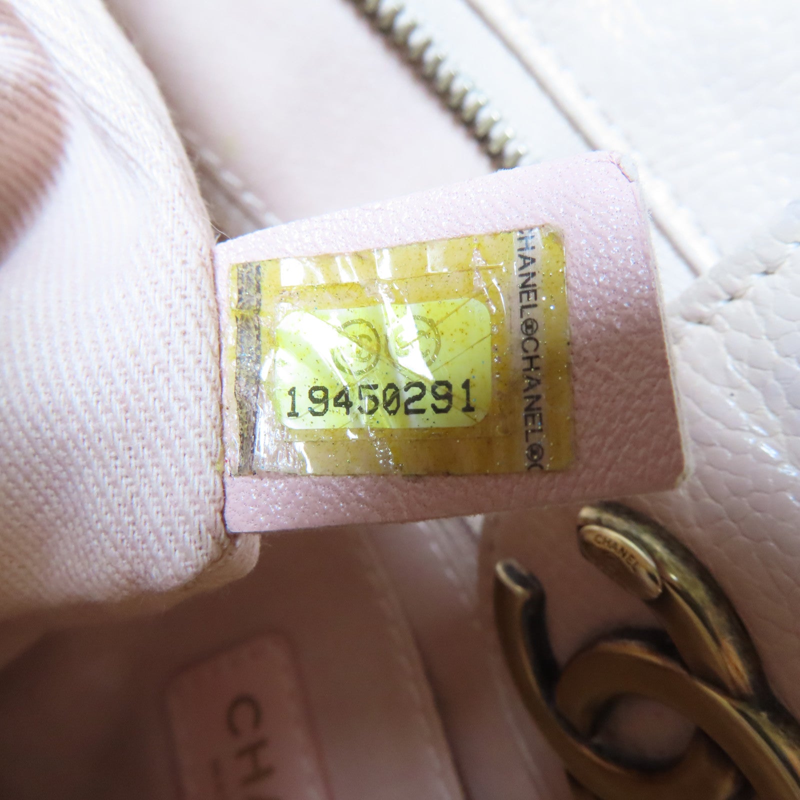 CHANEL 【激減優惠】菱格牛皮皮革Pouch金扣手拿包粉紅色