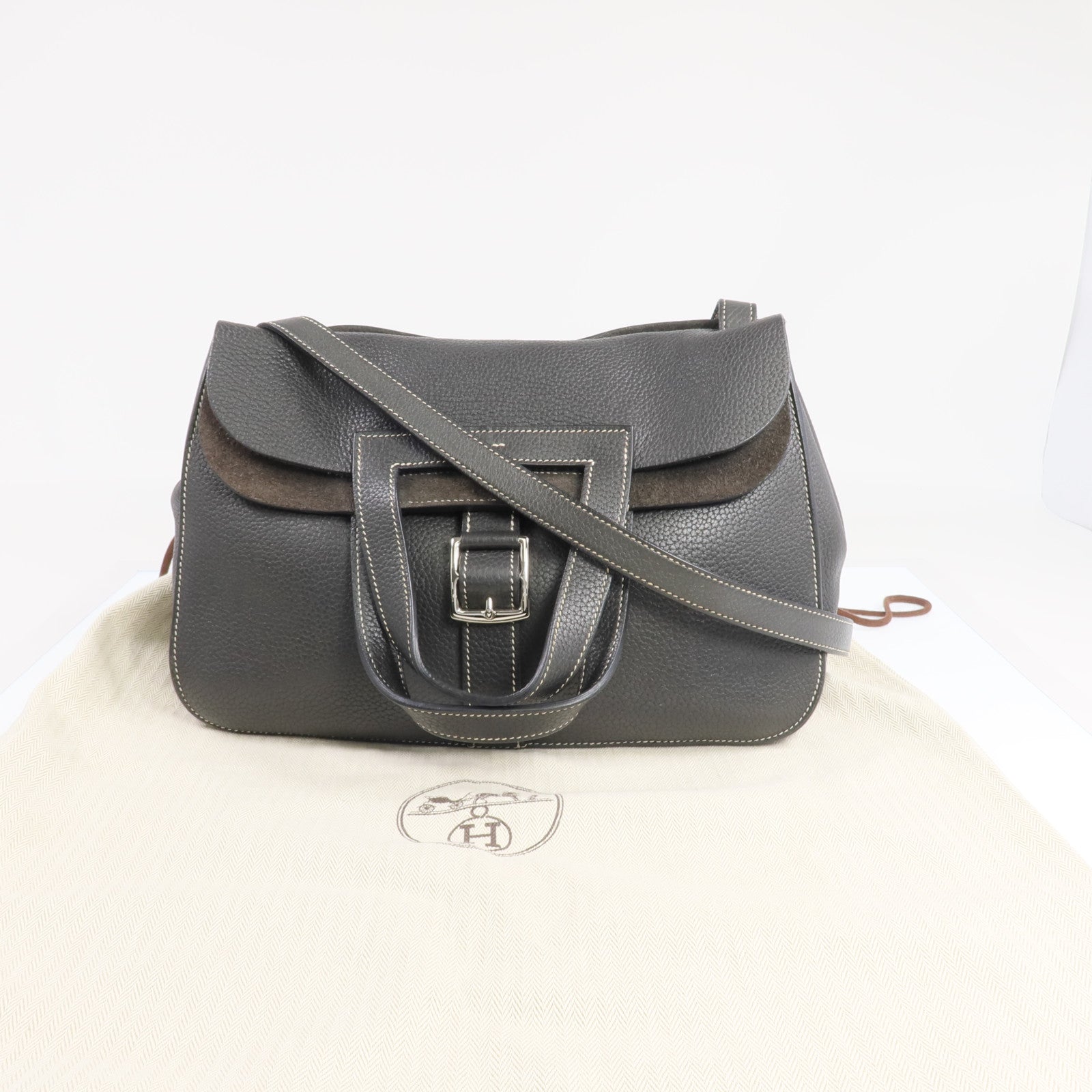 HERMES 【激減優惠】Clemence皮革Halzan 31銀扣手挽肩背兩用袋Graphite