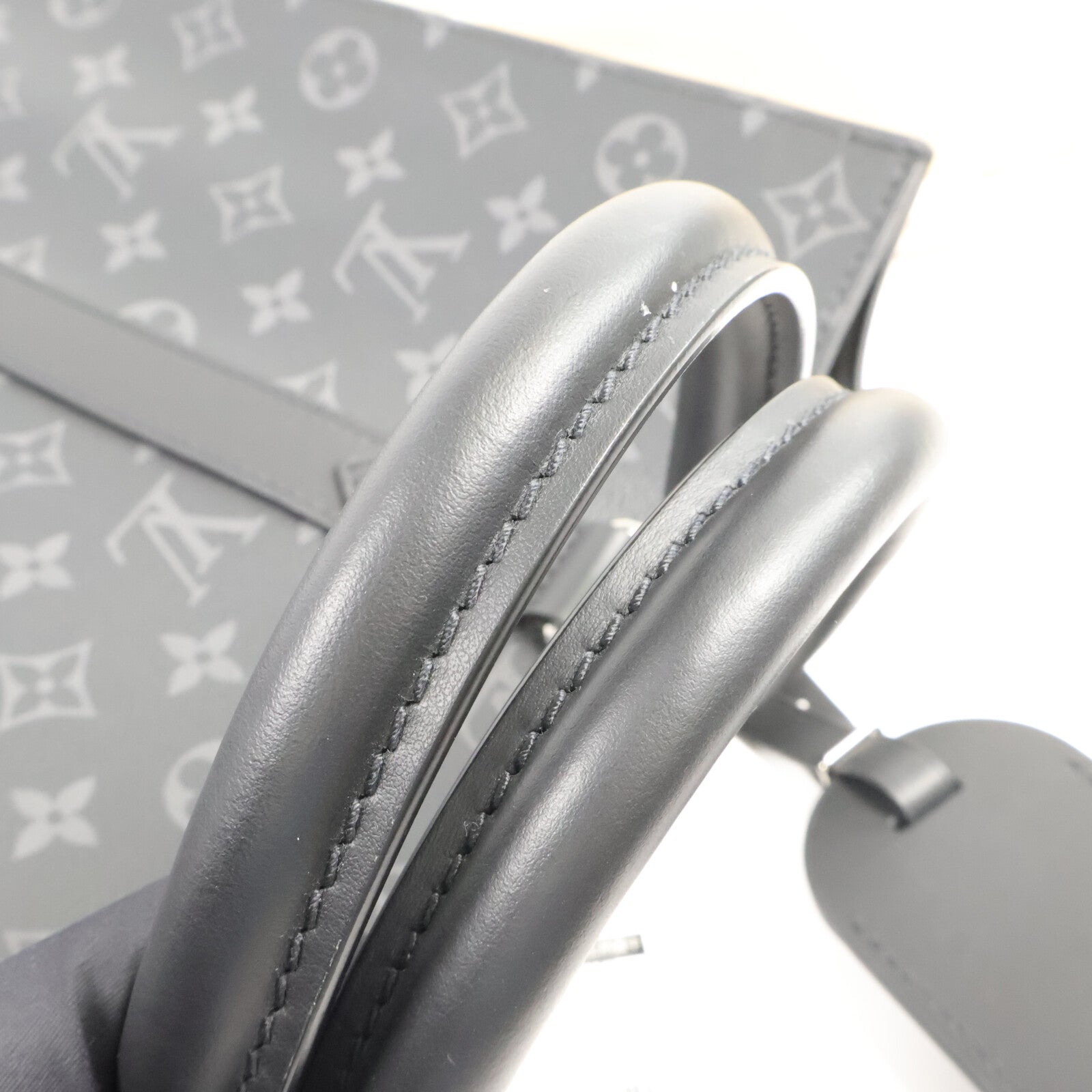 LOUIS VUITTON Monogram Eclipse Sac Plat Cross手挽肩背兩用袋