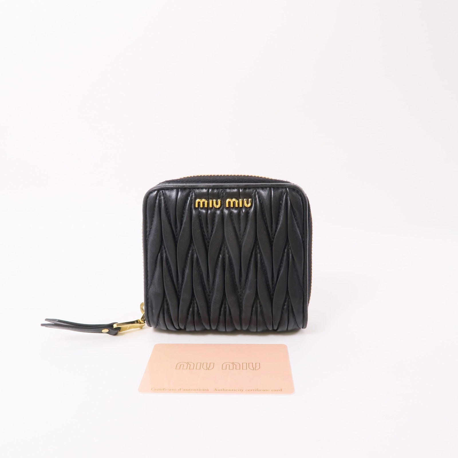 Miu Miu 羊皮皮革Wallet金扣錢包黑色