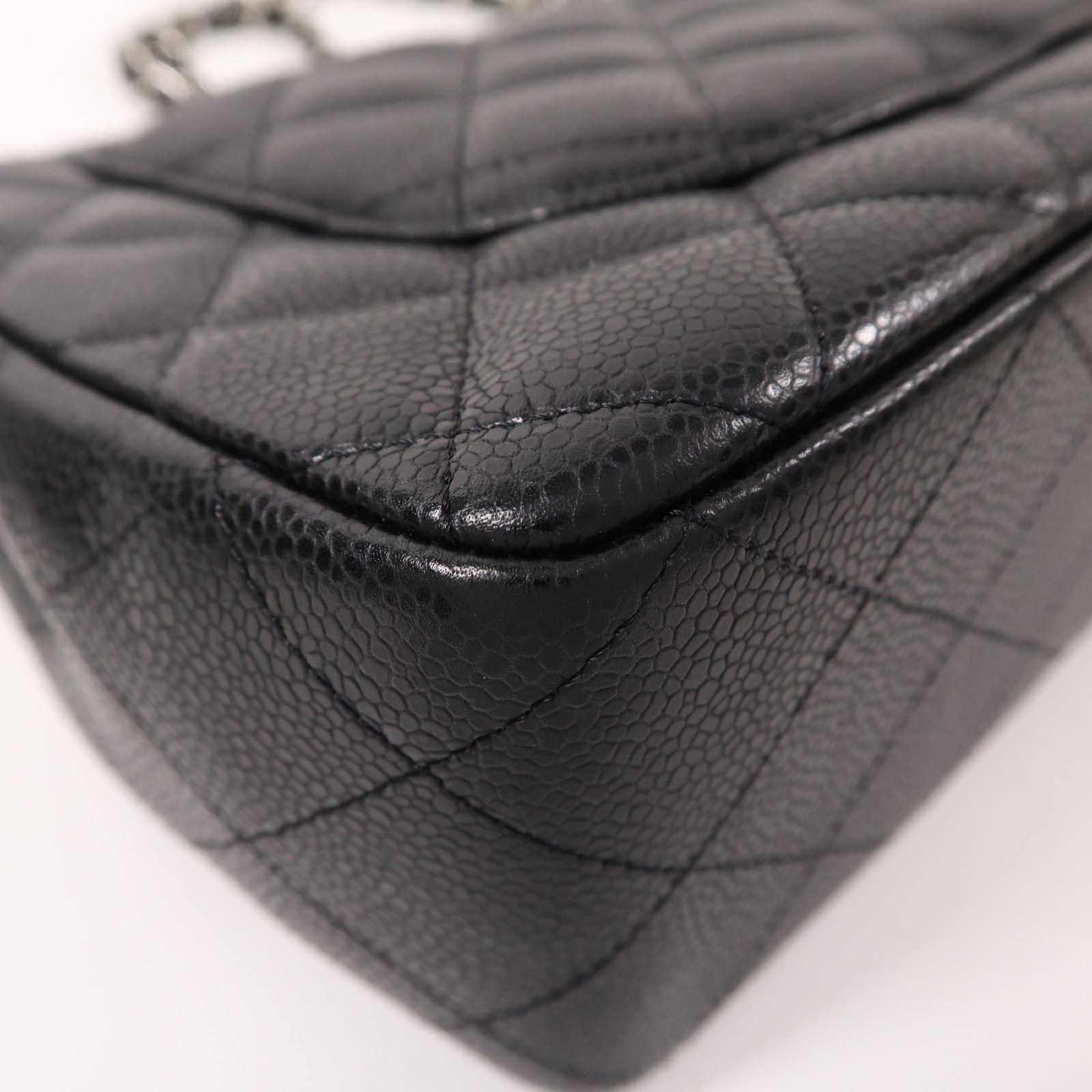 CHANEL 牛皮皮革Large Classic銀扣鏈帶肩背袋