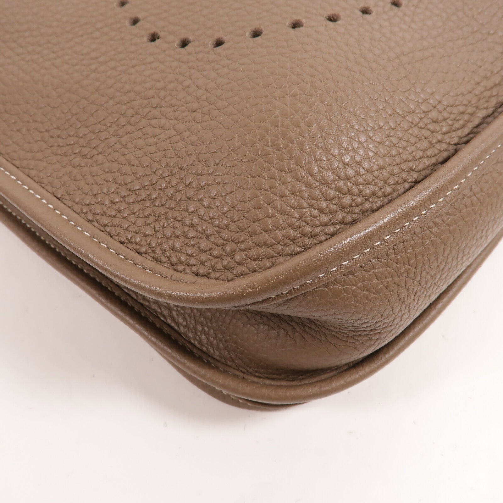 HERMES Clemence皮革Evelyne PM 肩背袋Etoupe