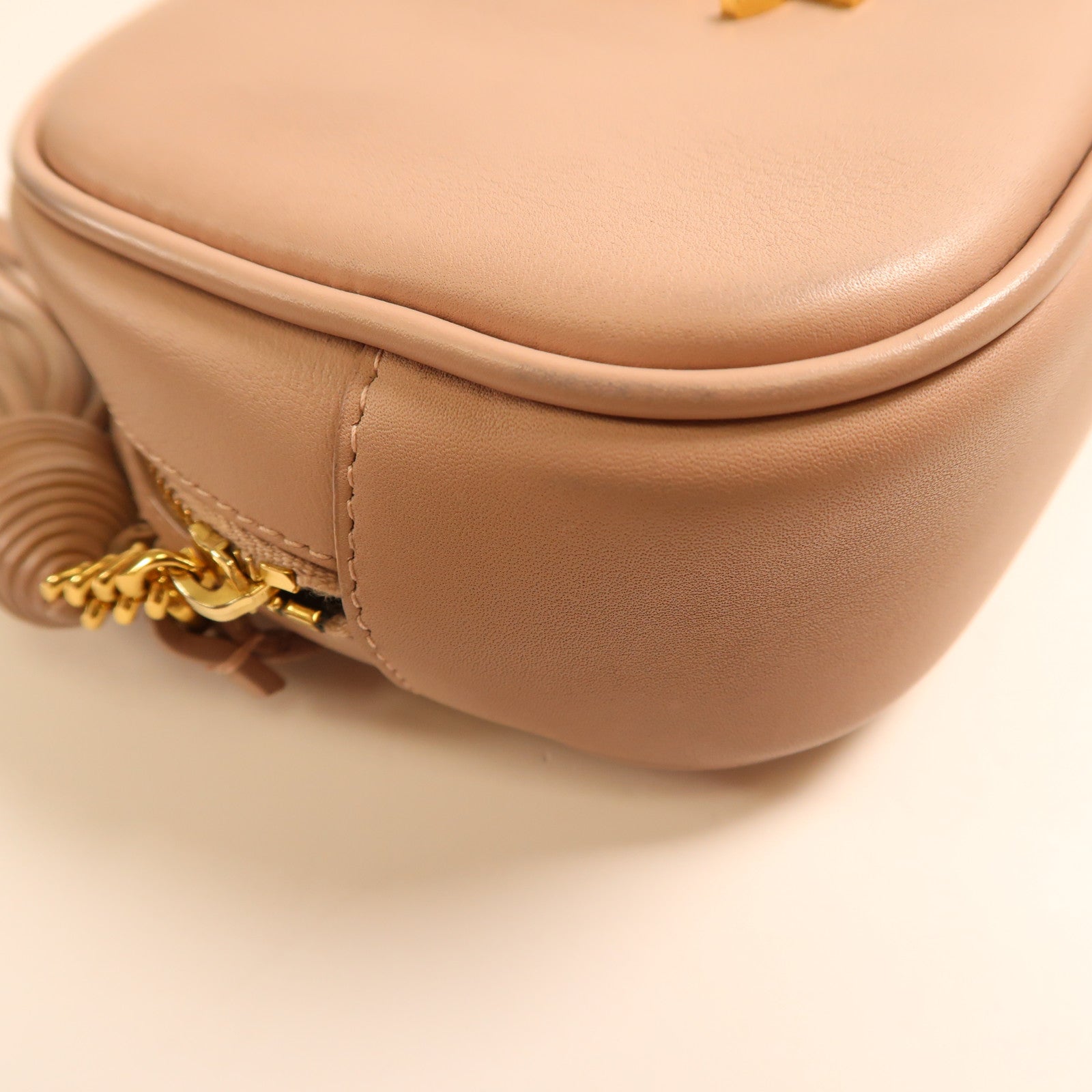 SAINT LAURENT 牛皮皮革Shoulder Bag金扣肩背袋