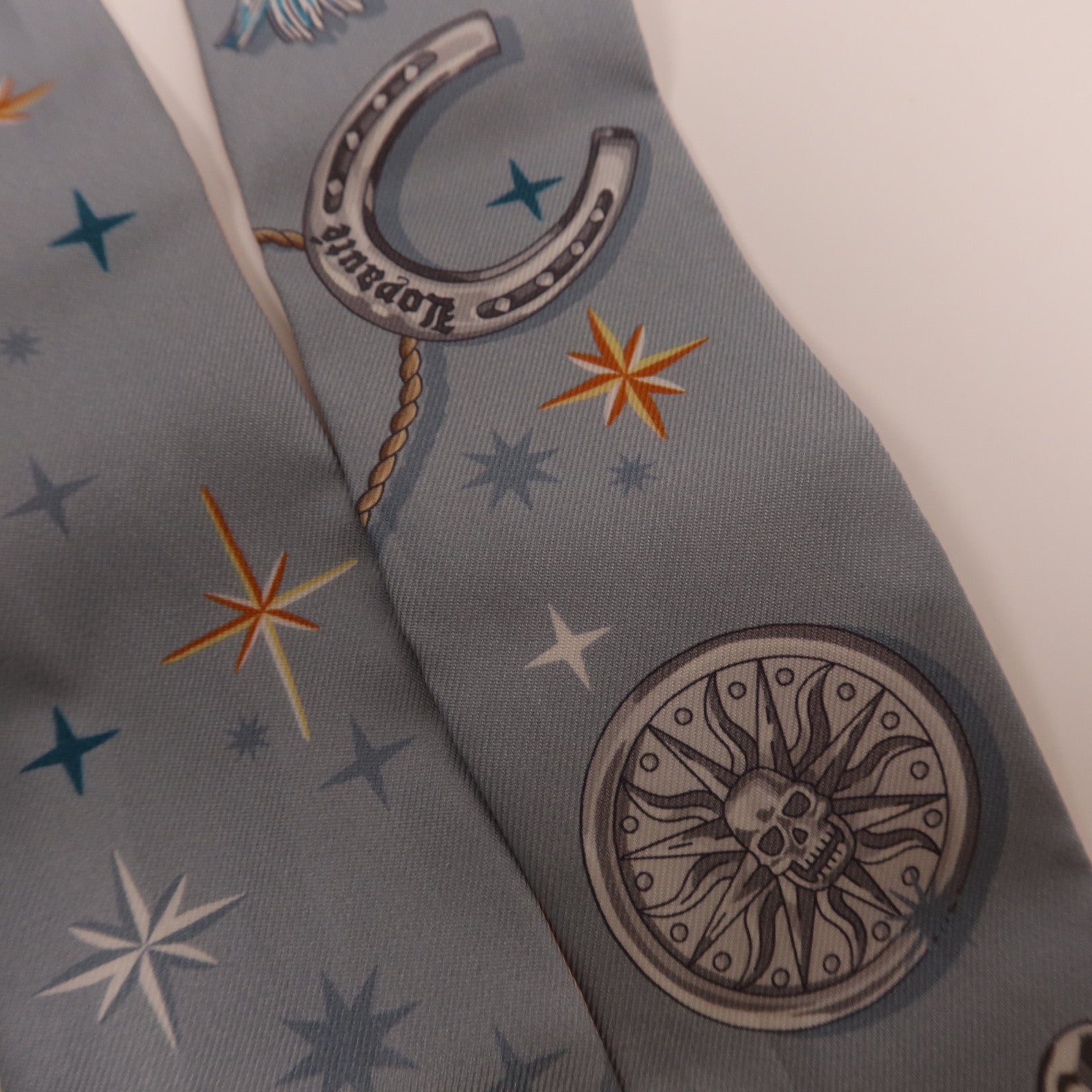 HERMES 絲質Twilly絲巾
