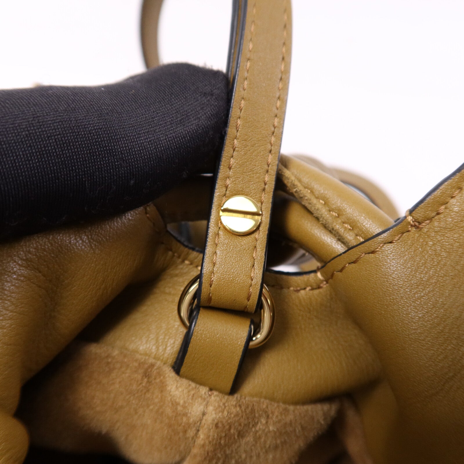 LOEWE 牛皮皮革Flamenco Clutch金扣肩背袋