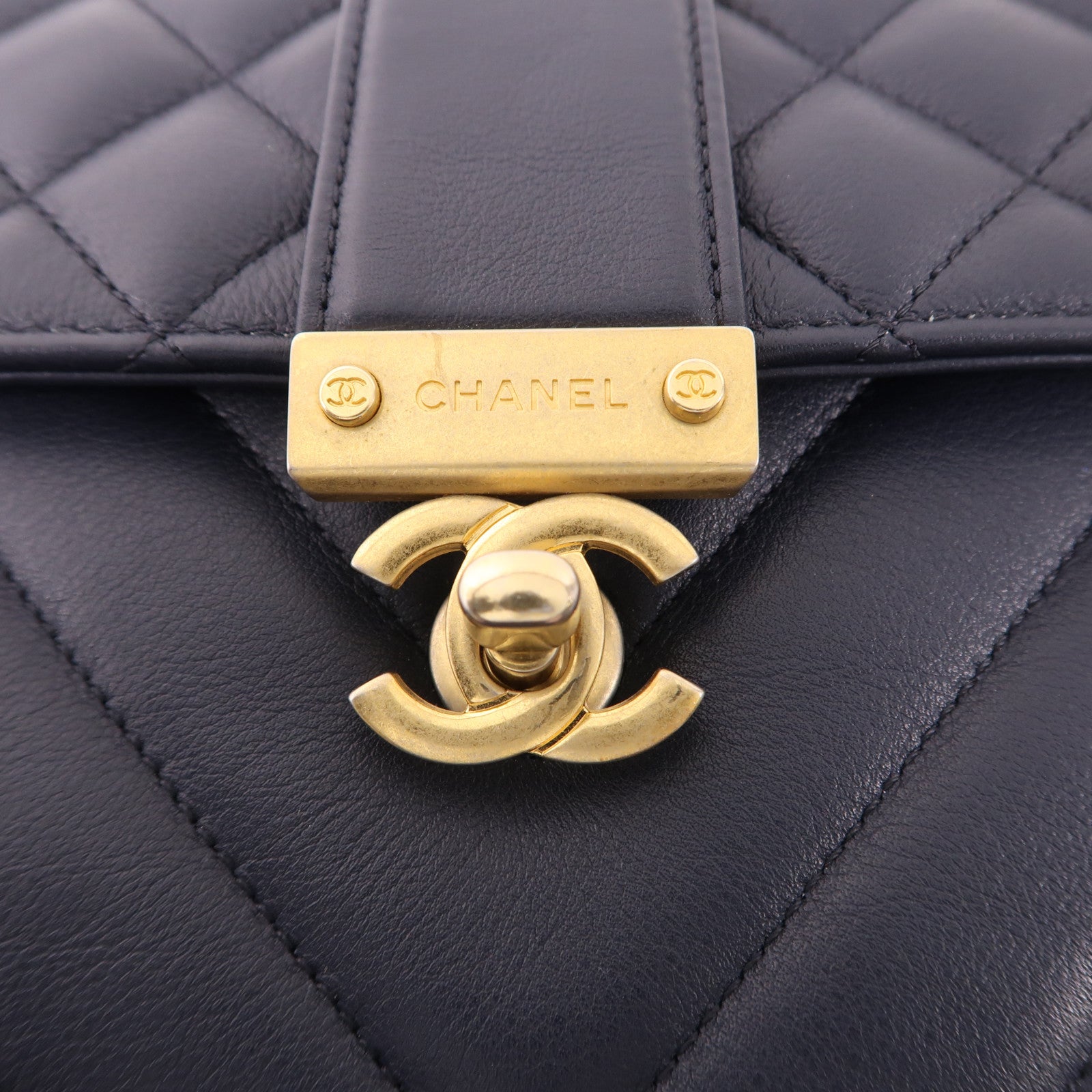 CHANEL 牛皮皮革Shoulder Bag金扣鏈帶手挽肩背兩用袋