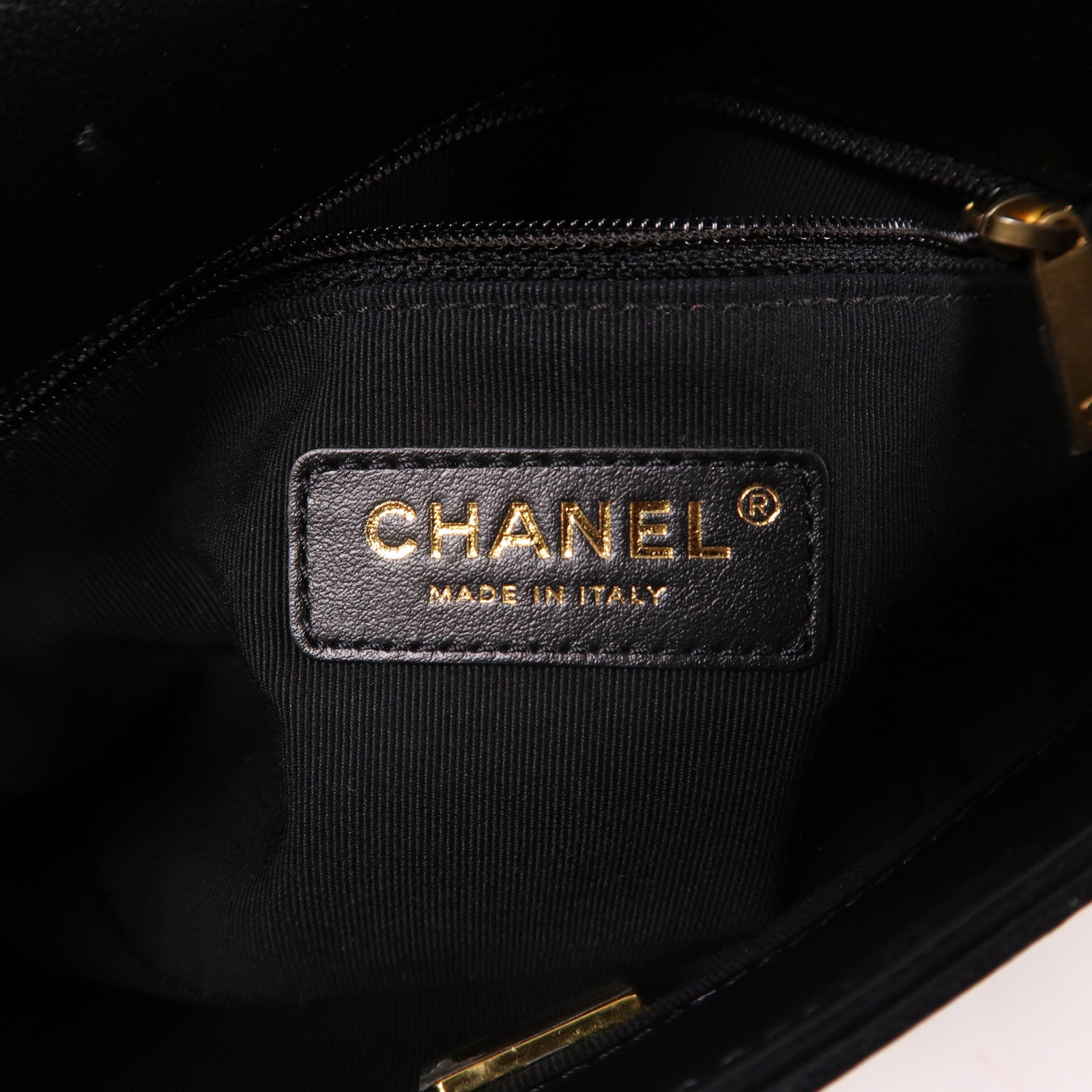 CHANEL 【激減優惠】牛皮皮革Chain Shoulder金扣鏈帶肩背袋