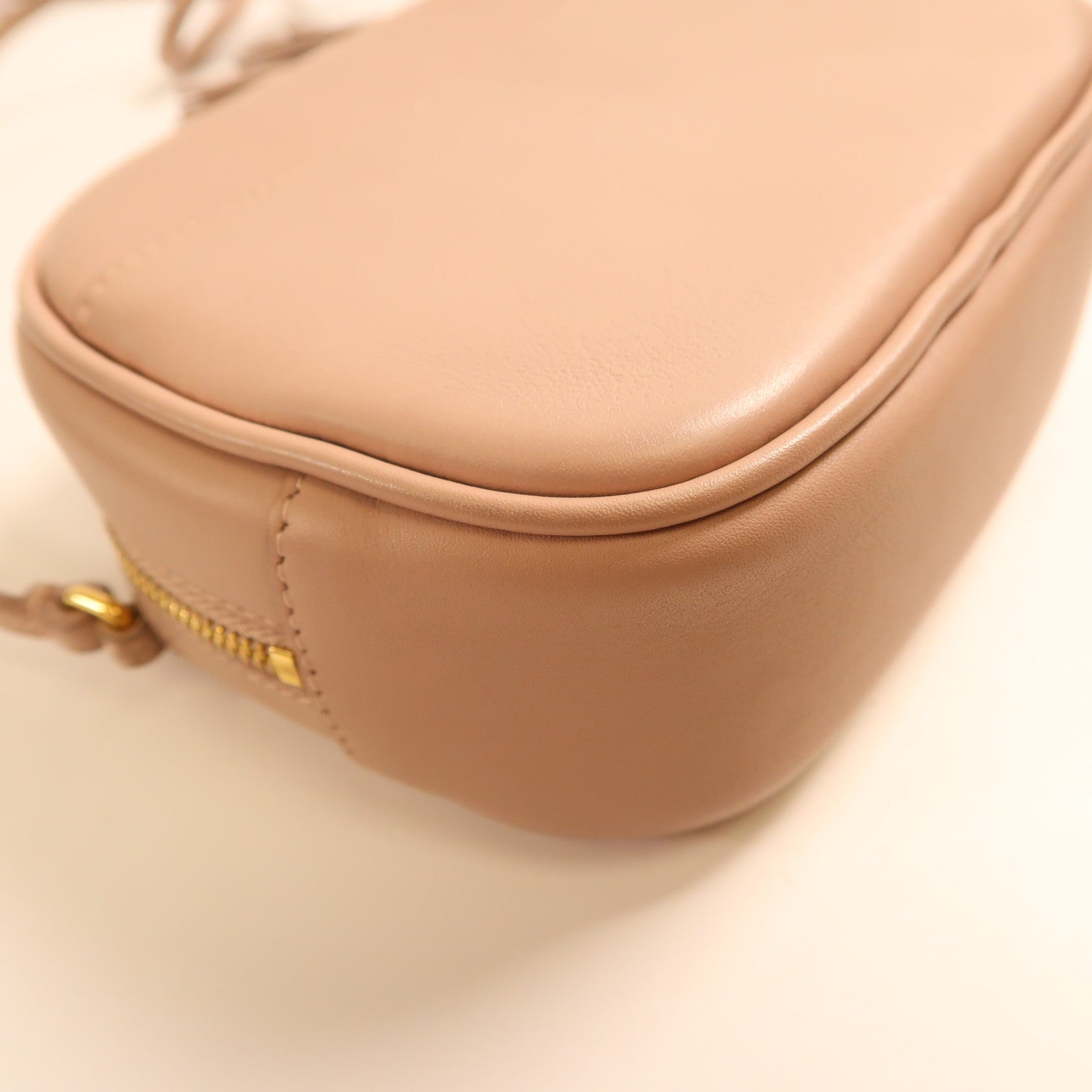 SAINT LAURENT 牛皮皮革Shoulder Bag金扣肩背袋