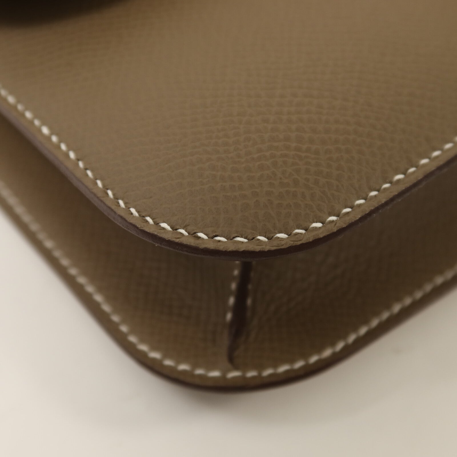 HERMES Epsom皮革Constance Elan金扣肩背袋Etoupe