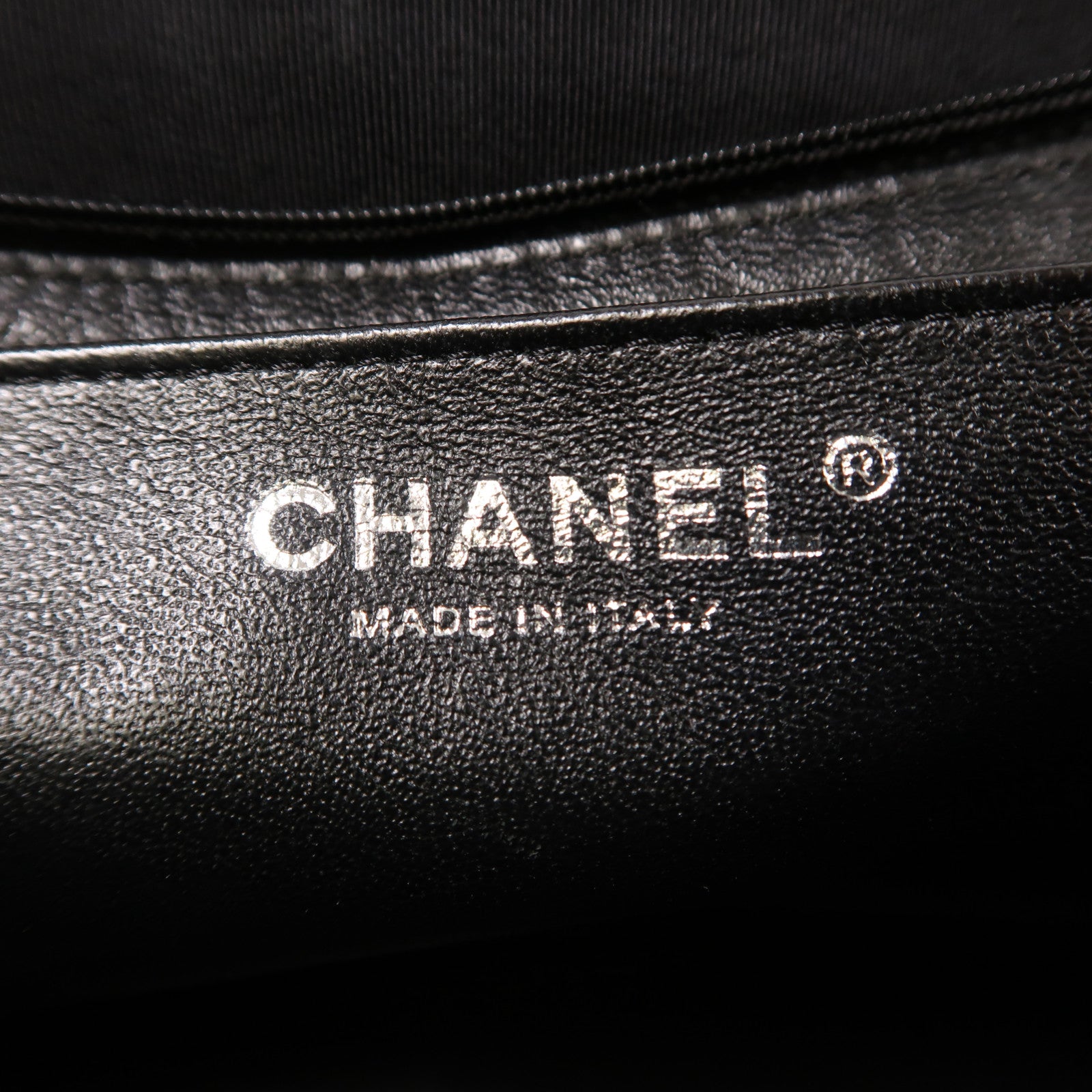CHANEL 牛皮皮革Large Classic銀扣鏈帶肩背袋