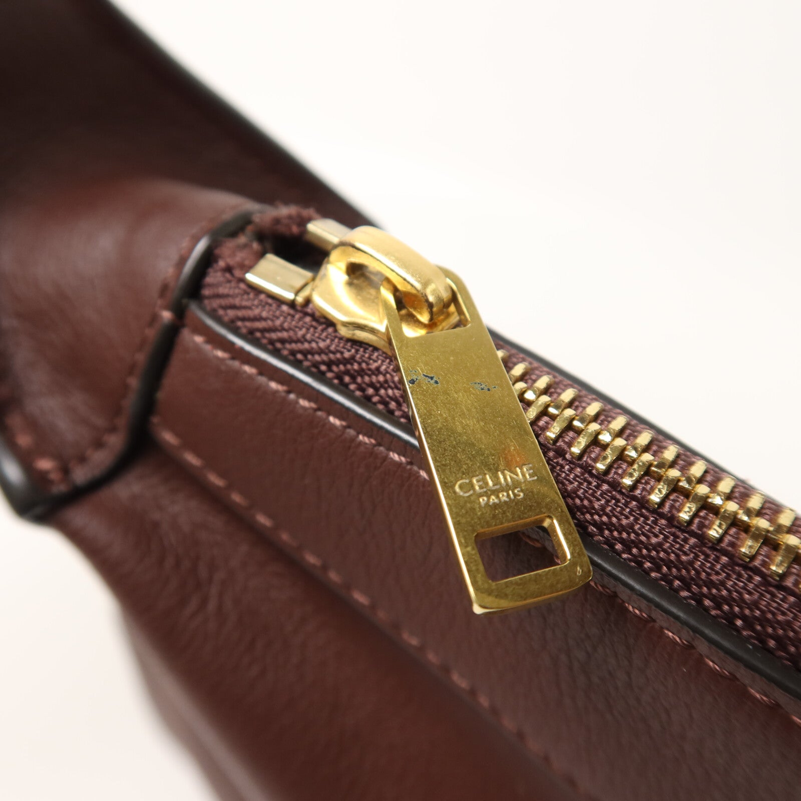 CELINE 牛皮皮革Romy Medium肩背袋