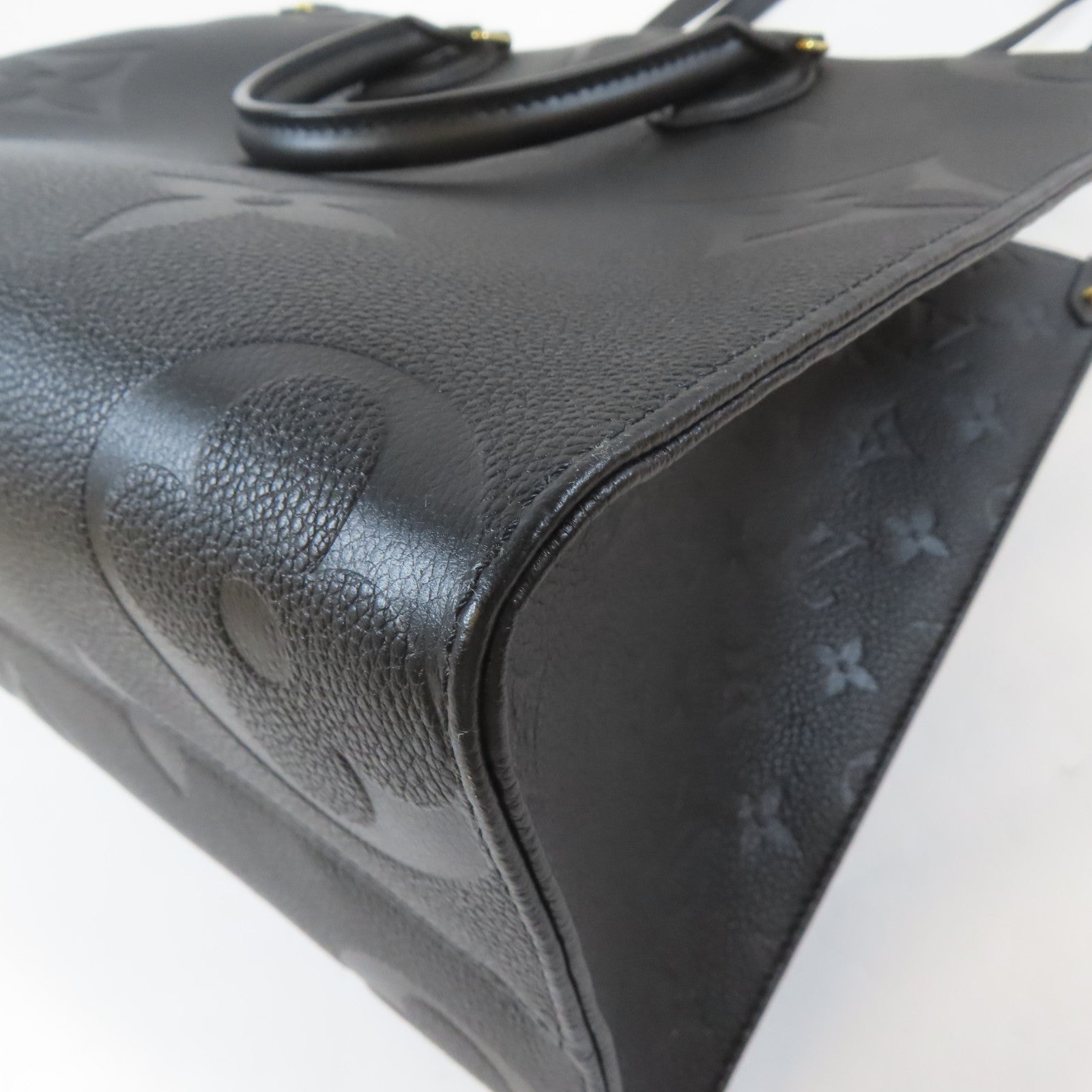 LOUIS VUITTON Monogram Empreinte On The Go MM金扣手挽肩背兩用袋黑色