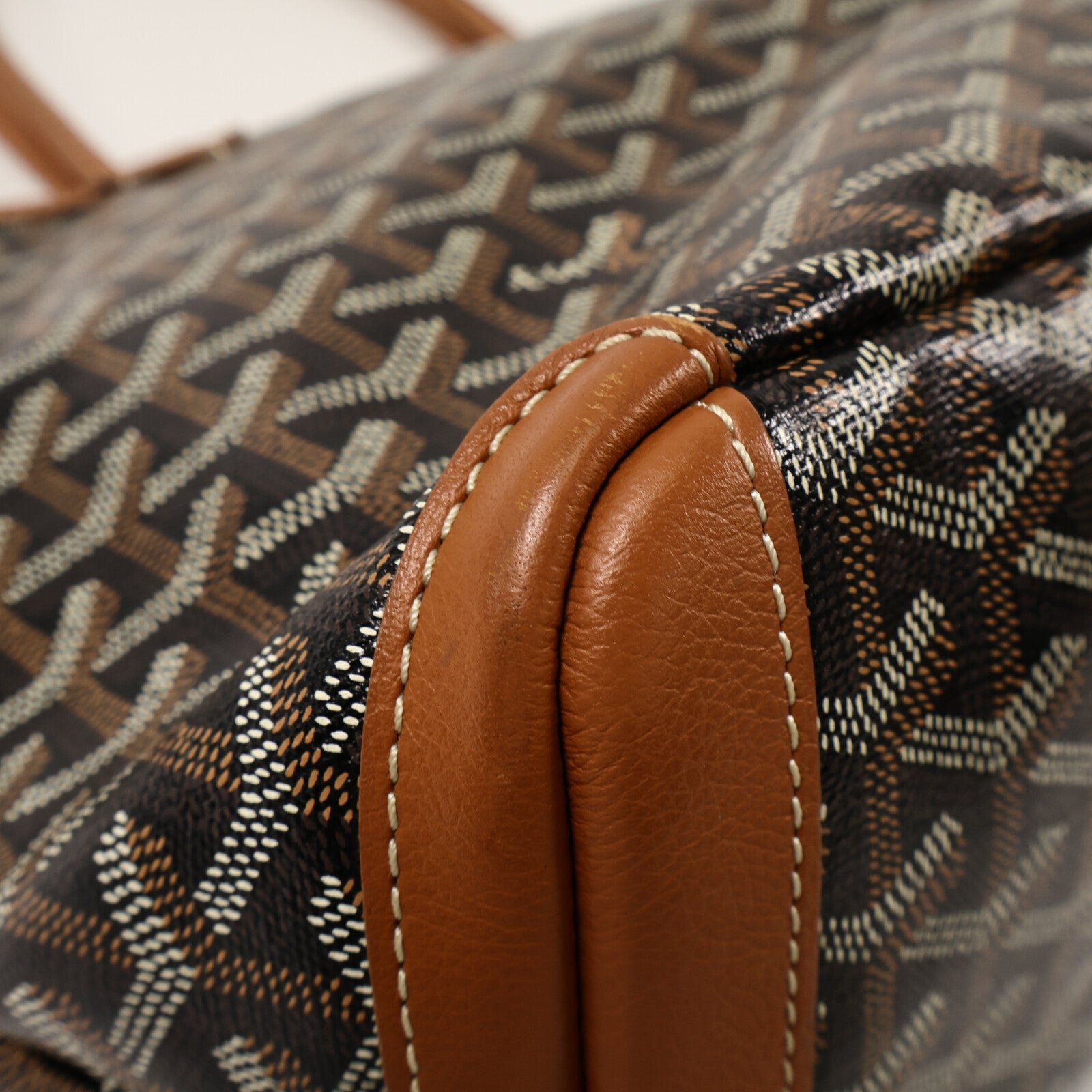 GOYARD 牛皮皮革/塗層帆布Artois PM手挽袋